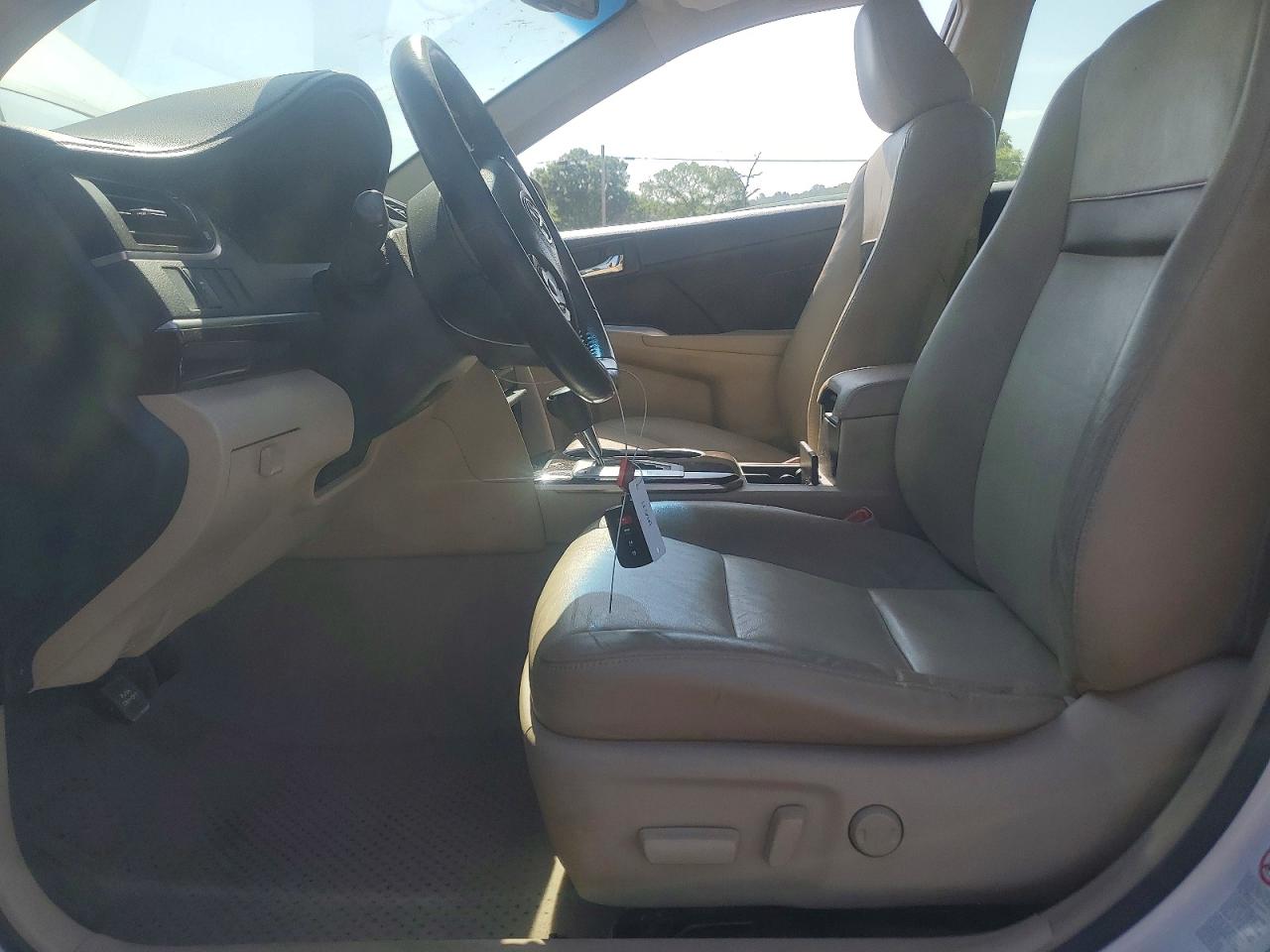 2013 Toyota Camry Xle White vin: 4T4BF1FK0DR292853