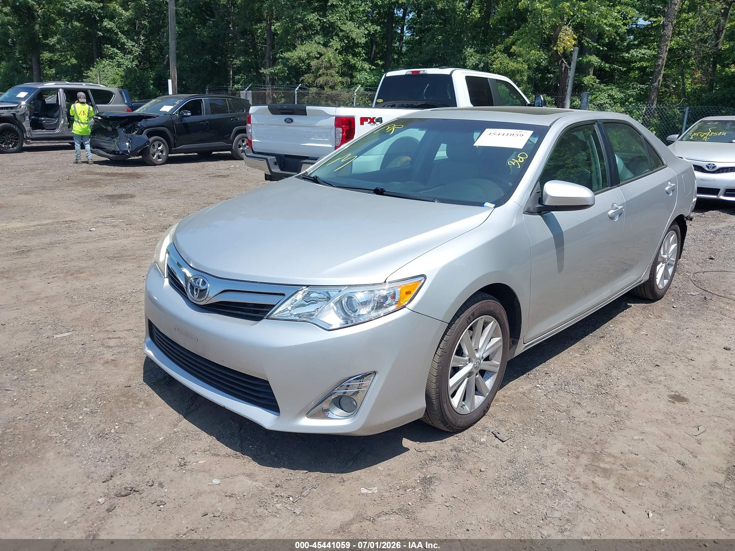 2013 Toyota Camry Xle Silver vin: 4T4BF1FK0DR298748