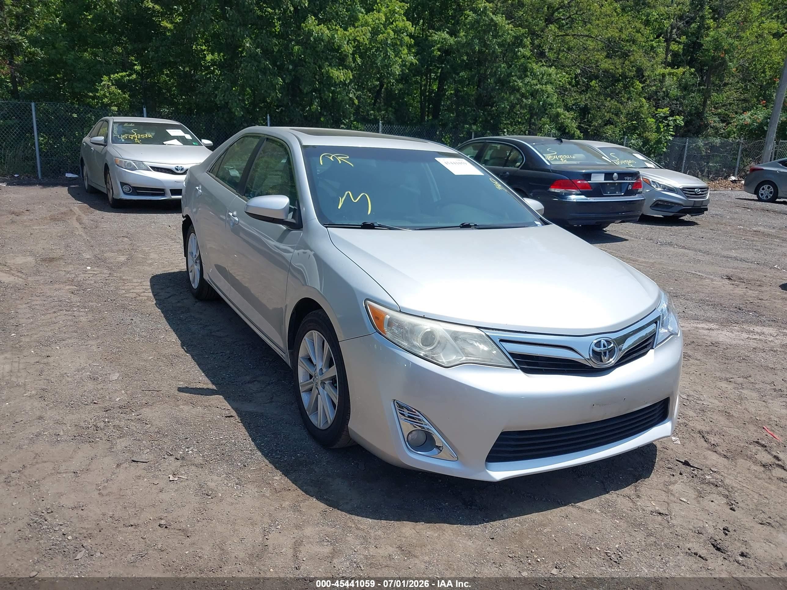 2013 Toyota Camry Xle Silver vin: 4T4BF1FK0DR298748
