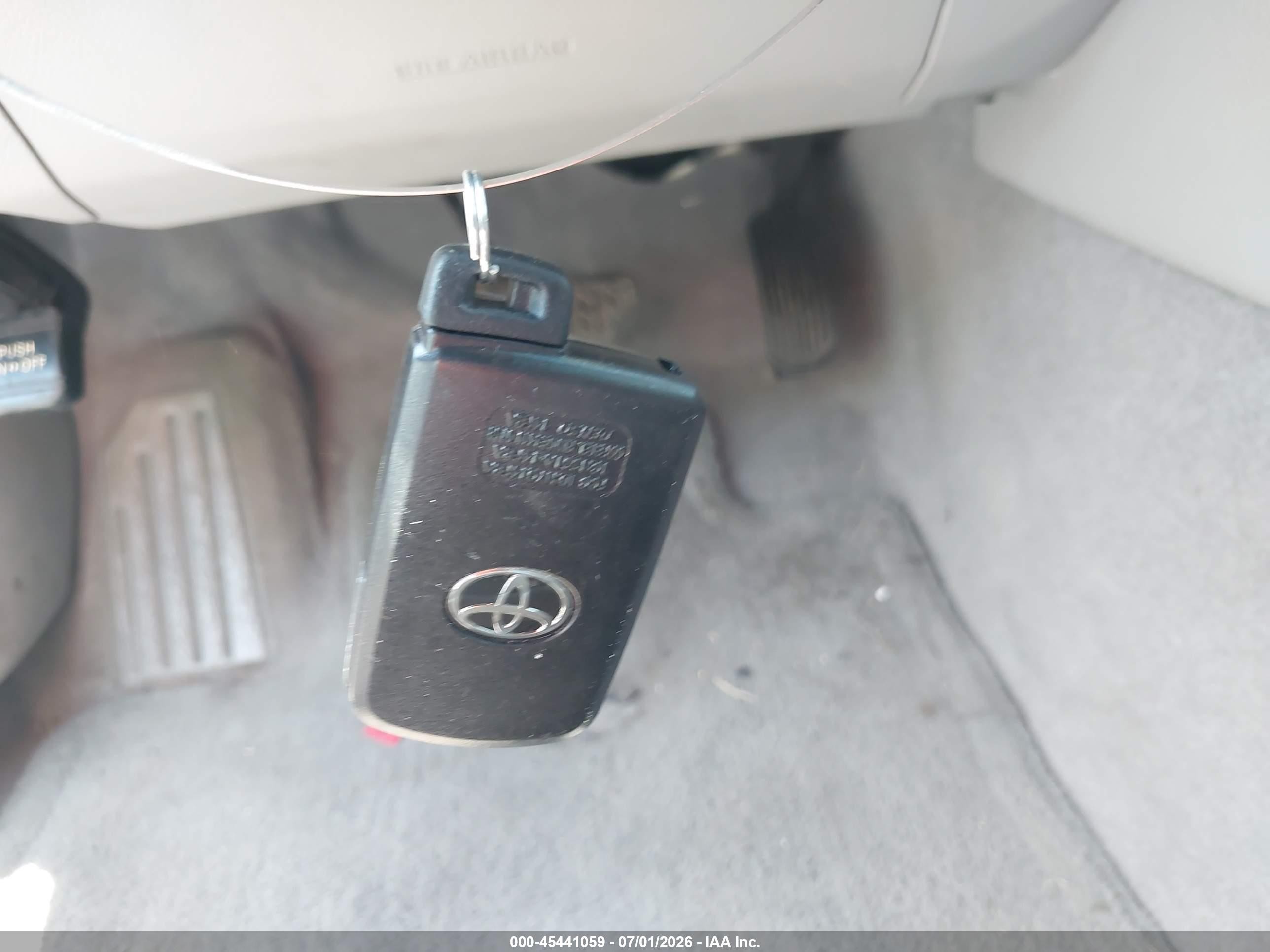 2013 Toyota Camry Xle Silver vin: 4T4BF1FK0DR298748