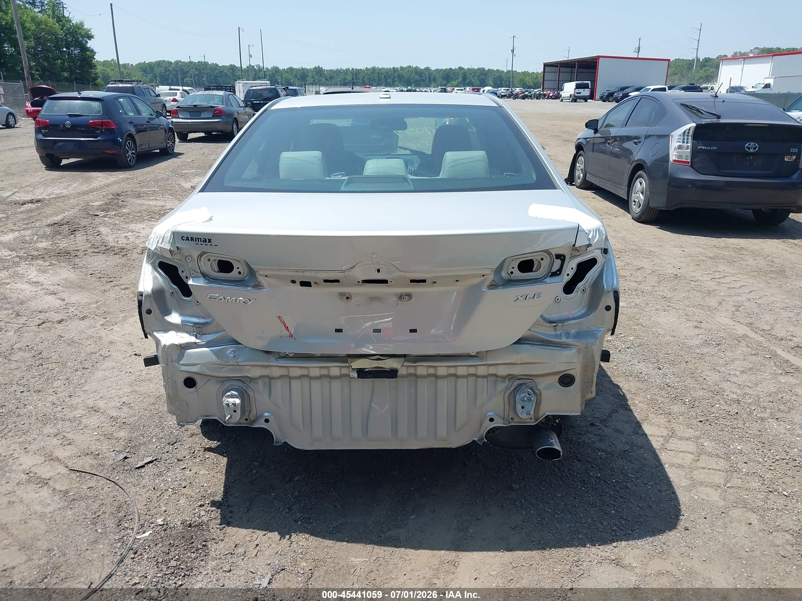 2013 Toyota Camry Xle Silver vin: 4T4BF1FK0DR298748