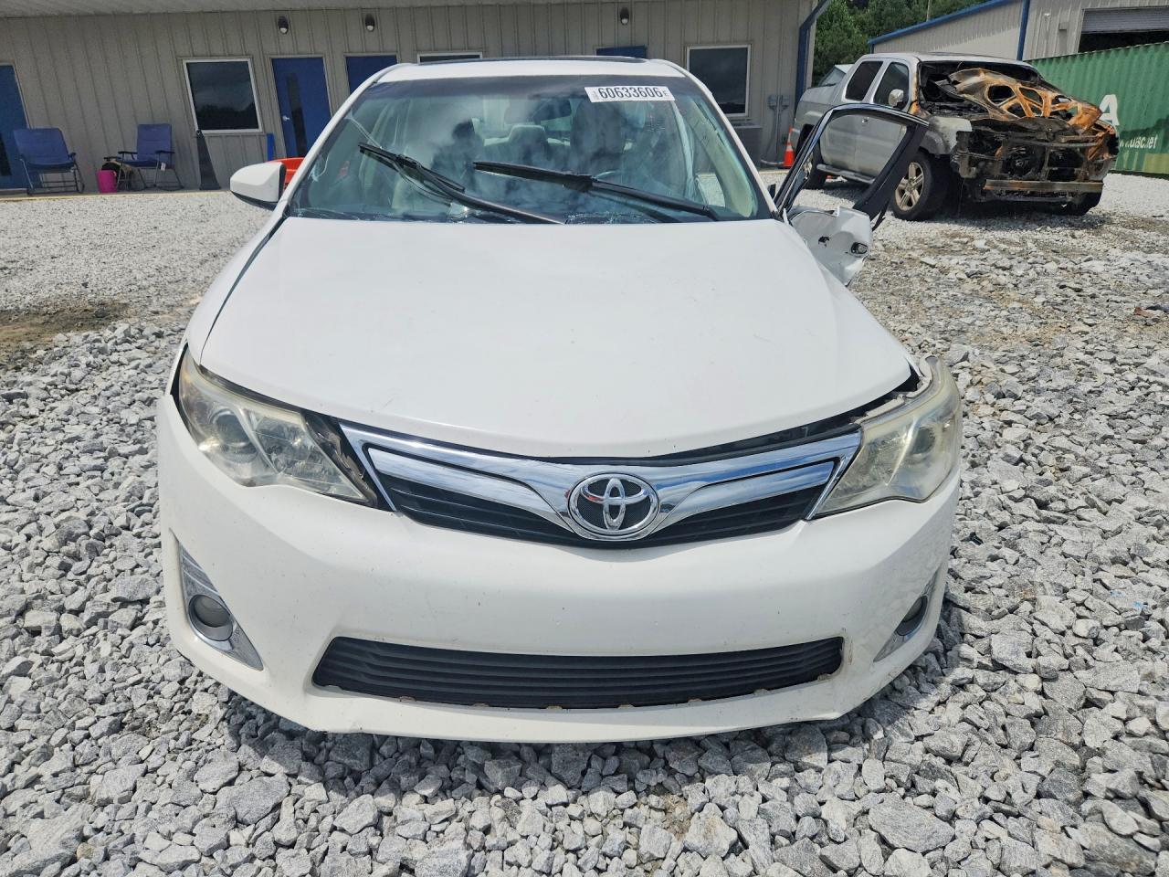 2013 Toyota Camry Xle White vin: 4T4BF1FK0DR300496