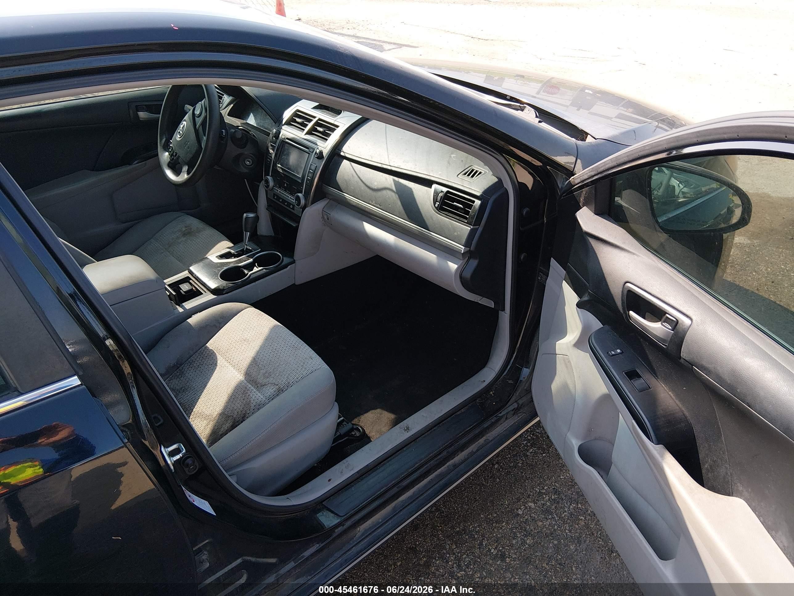 2013 Toyota Camry Le Black vin: 4T4BF1FK0DR301552