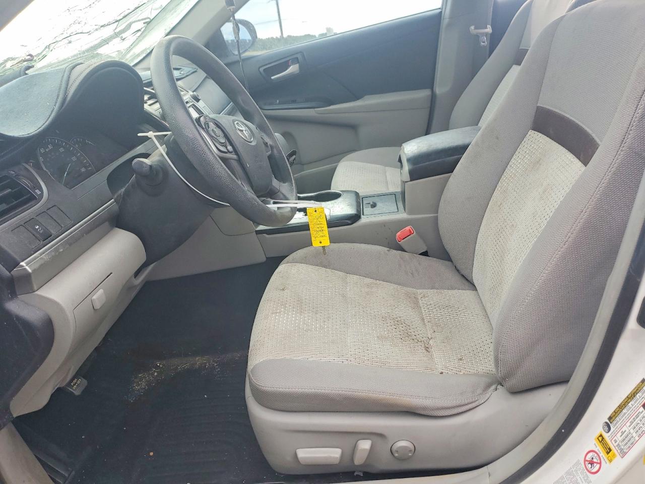 2013 Toyota Camry Le White vin: 4T4BF1FK0DR311935