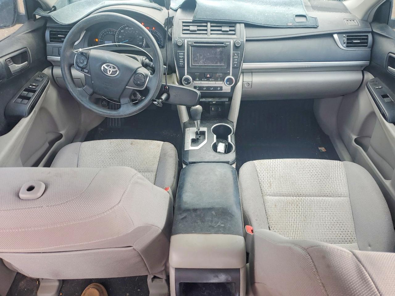 2013 Toyota Camry Le White vin: 4T4BF1FK0DR311935