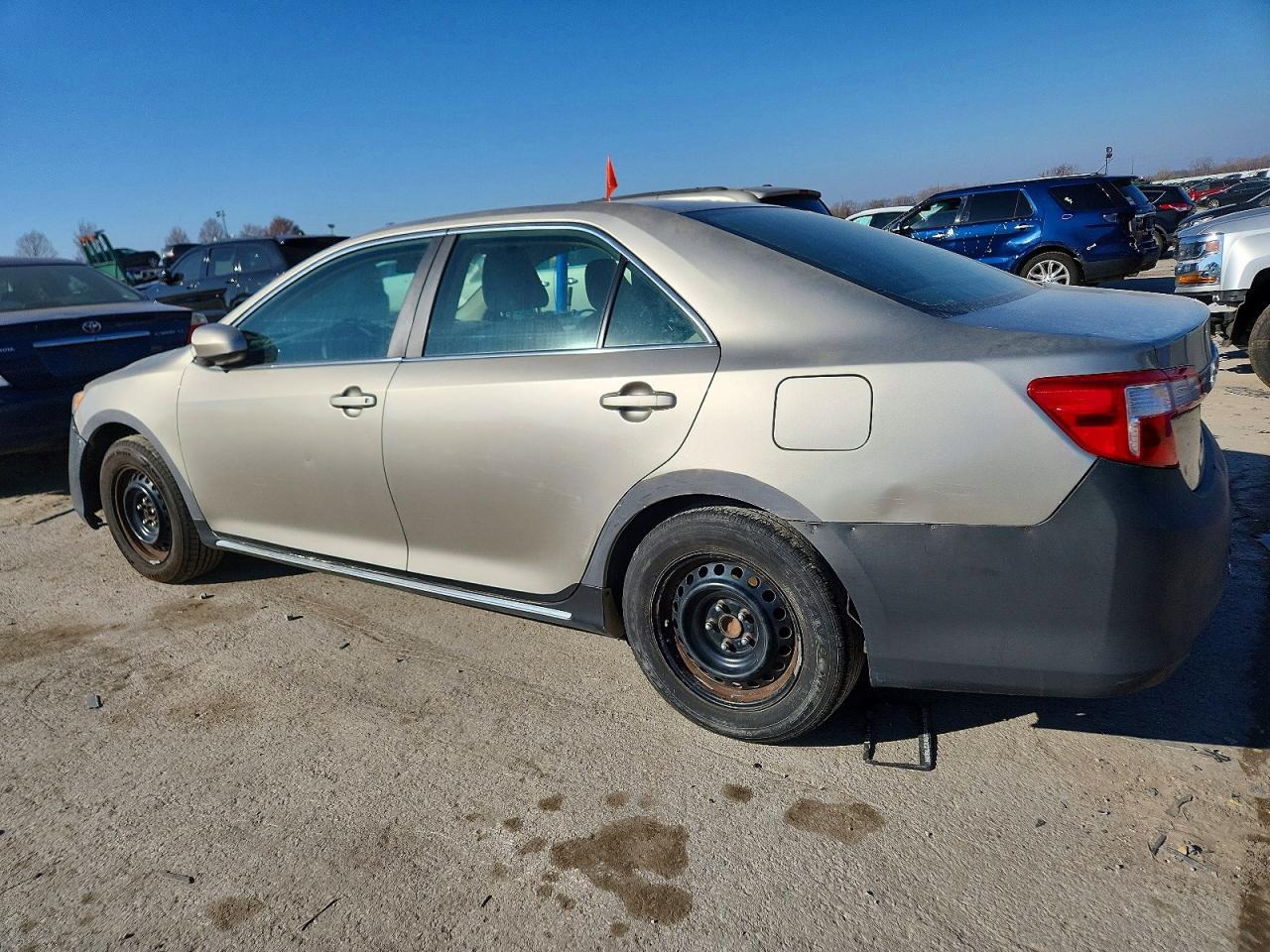 2013 Toyota Camry L Beige vin: 4T4BF1FK0DR314091