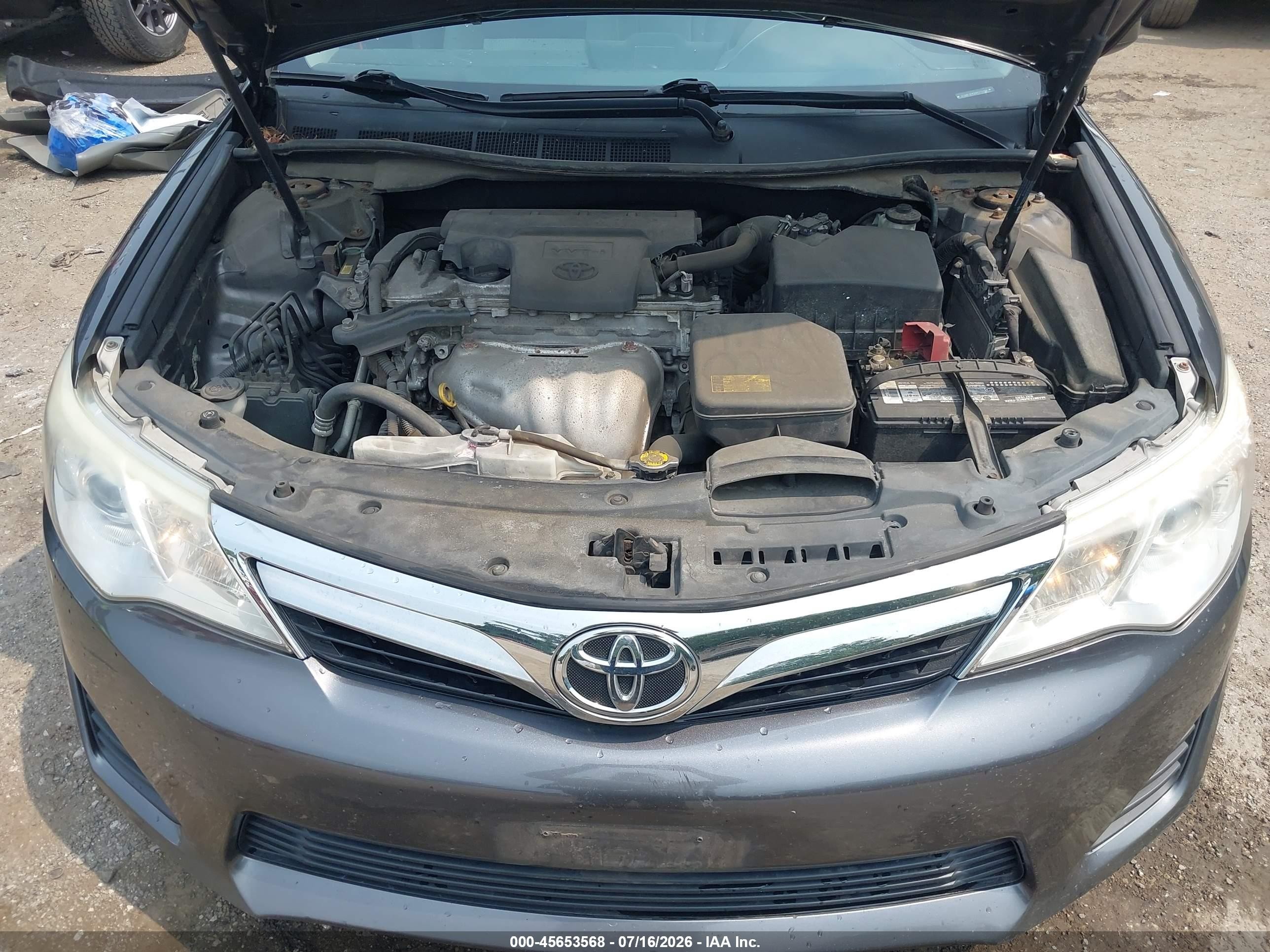 2013 Toyota Camry Le Gray vin: 4T4BF1FK0DR315368