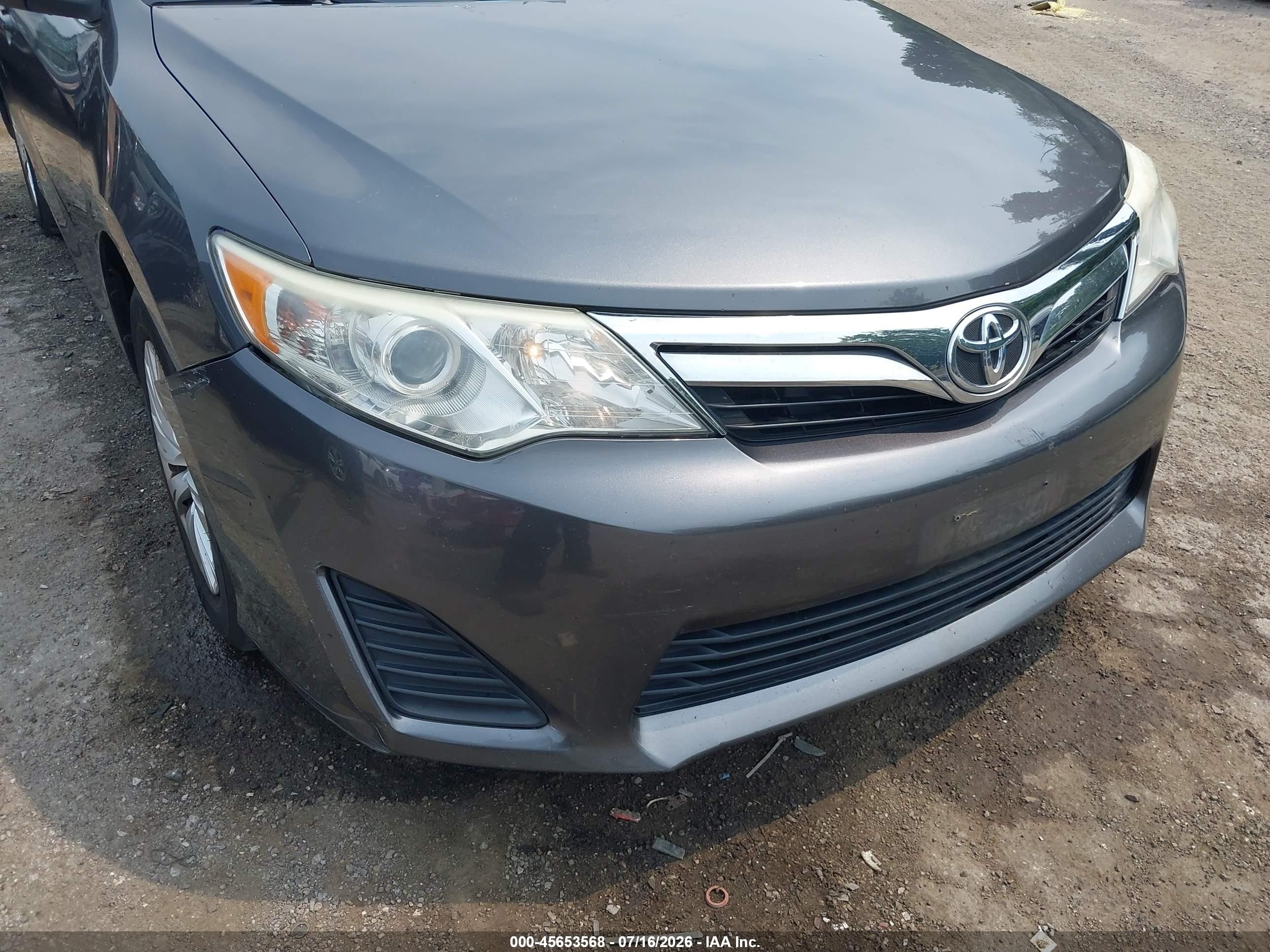 2013 Toyota Camry Le Gray vin: 4T4BF1FK0DR315368