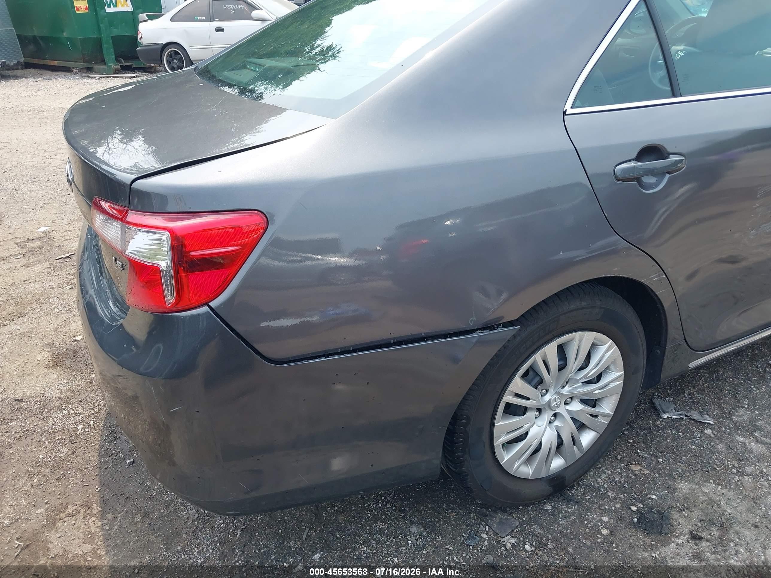 2013 Toyota Camry Le Gray vin: 4T4BF1FK0DR315368