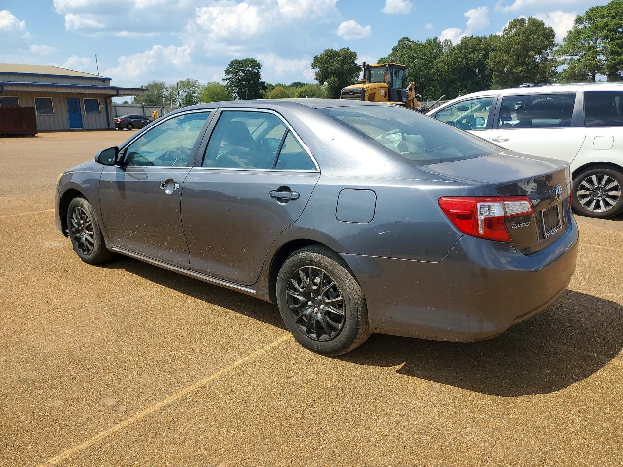 2013 Toyota Camry Le Gray vin: 4T4BF1FK0DR323082
