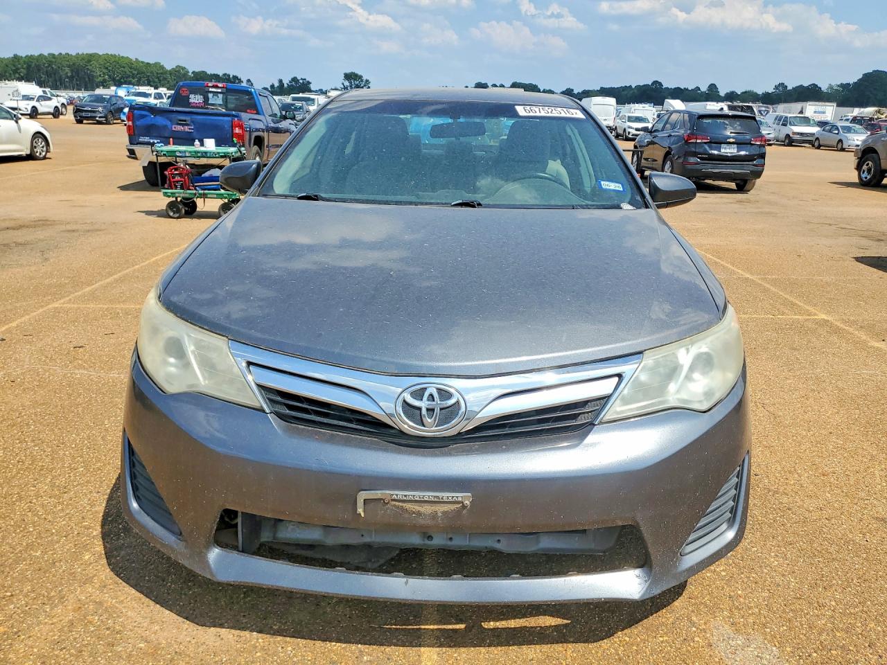 2013 Toyota Camry Le Gray vin: 4T4BF1FK0DR323082