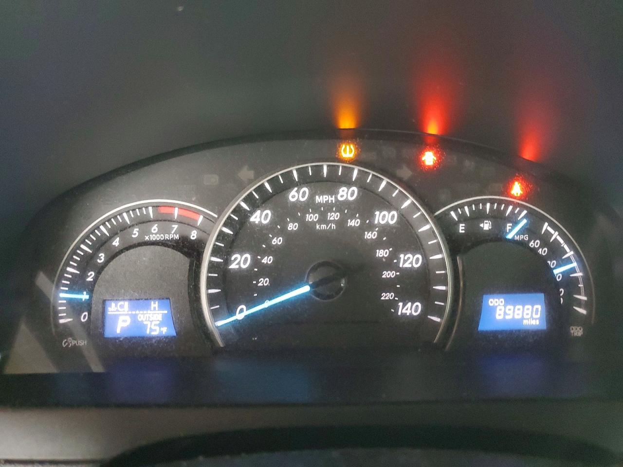 2013 Toyota Camry Le Gold vin: 4T4BF1FK0DR327214