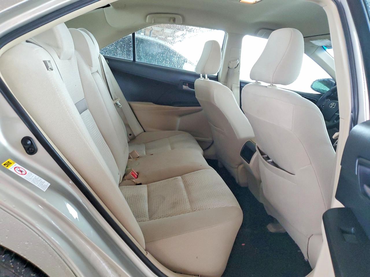 2013 Toyota Camry Le Gold vin: 4T4BF1FK0DR327214