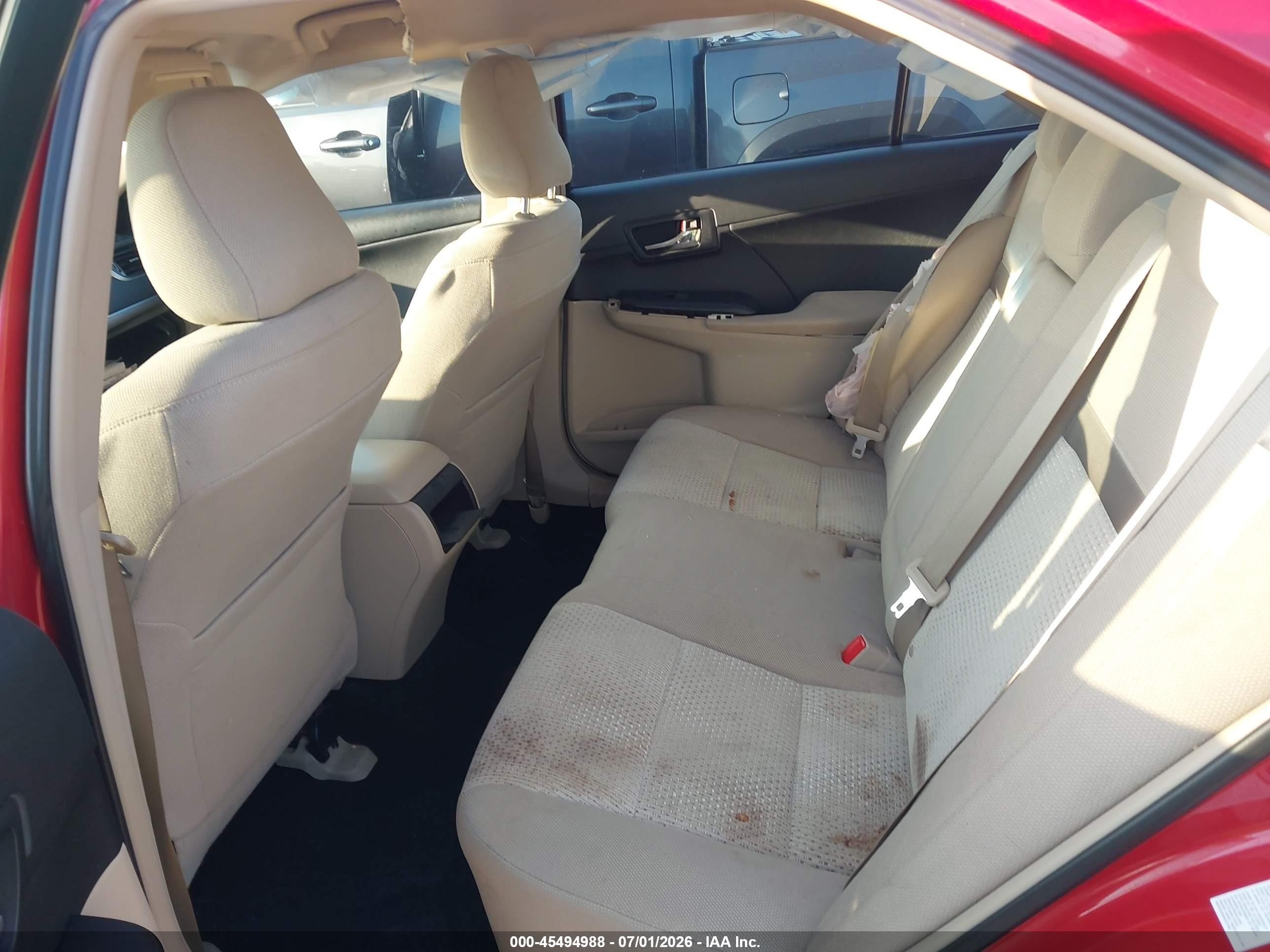 2013 Toyota Camry Le Red vin: 4T4BF1FK0DR331117