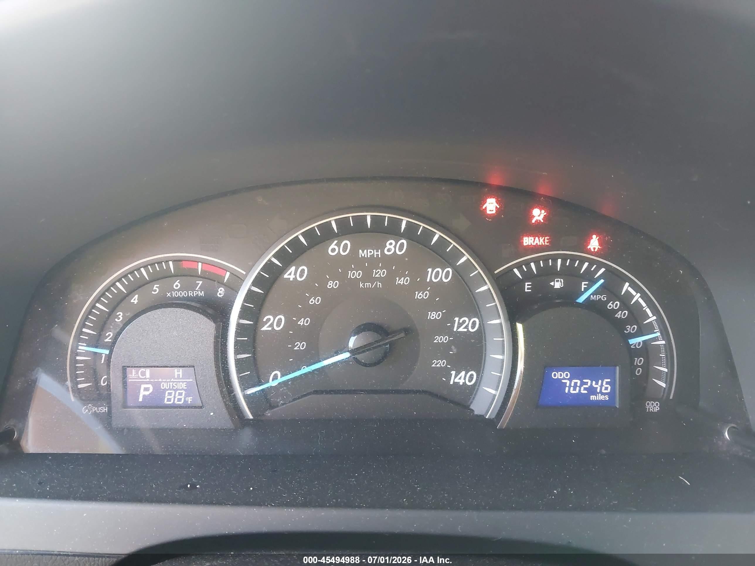 2013 Toyota Camry Le Red vin: 4T4BF1FK0DR331117