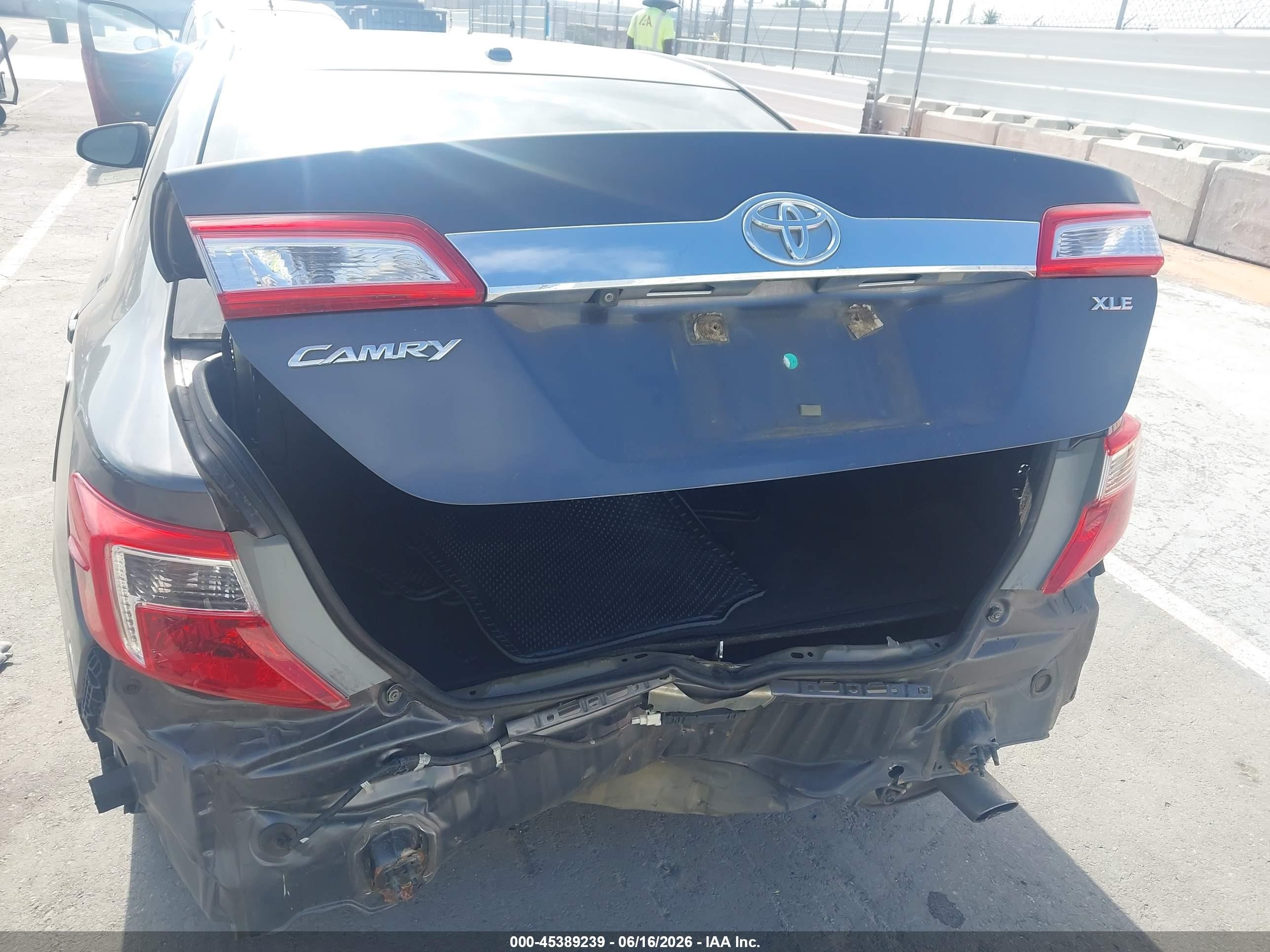 2013 Toyota Camry Xle Gray vin: 4T4BF1FK0DR336138