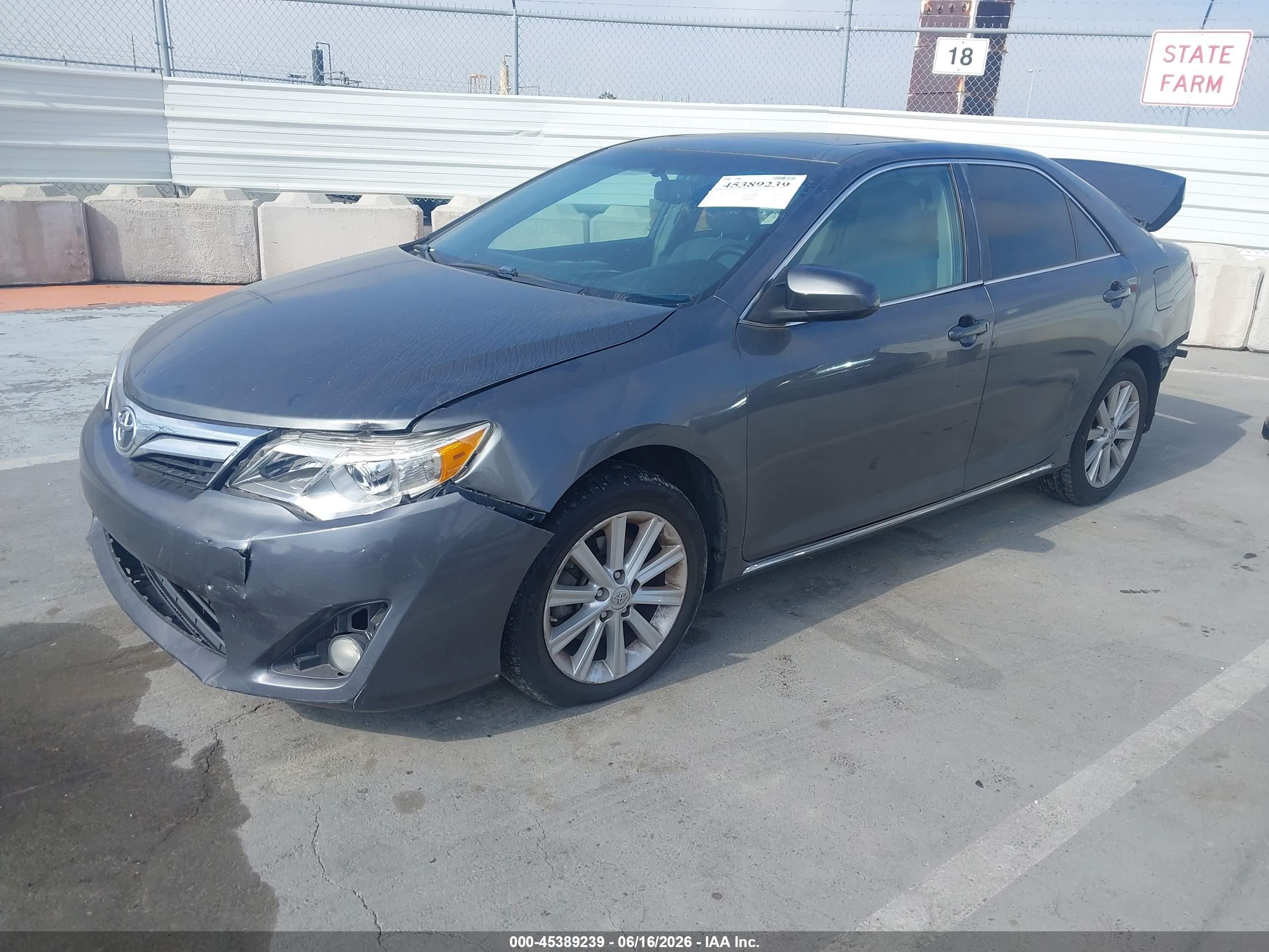 2013 Toyota Camry Xle Gray vin: 4T4BF1FK0DR336138