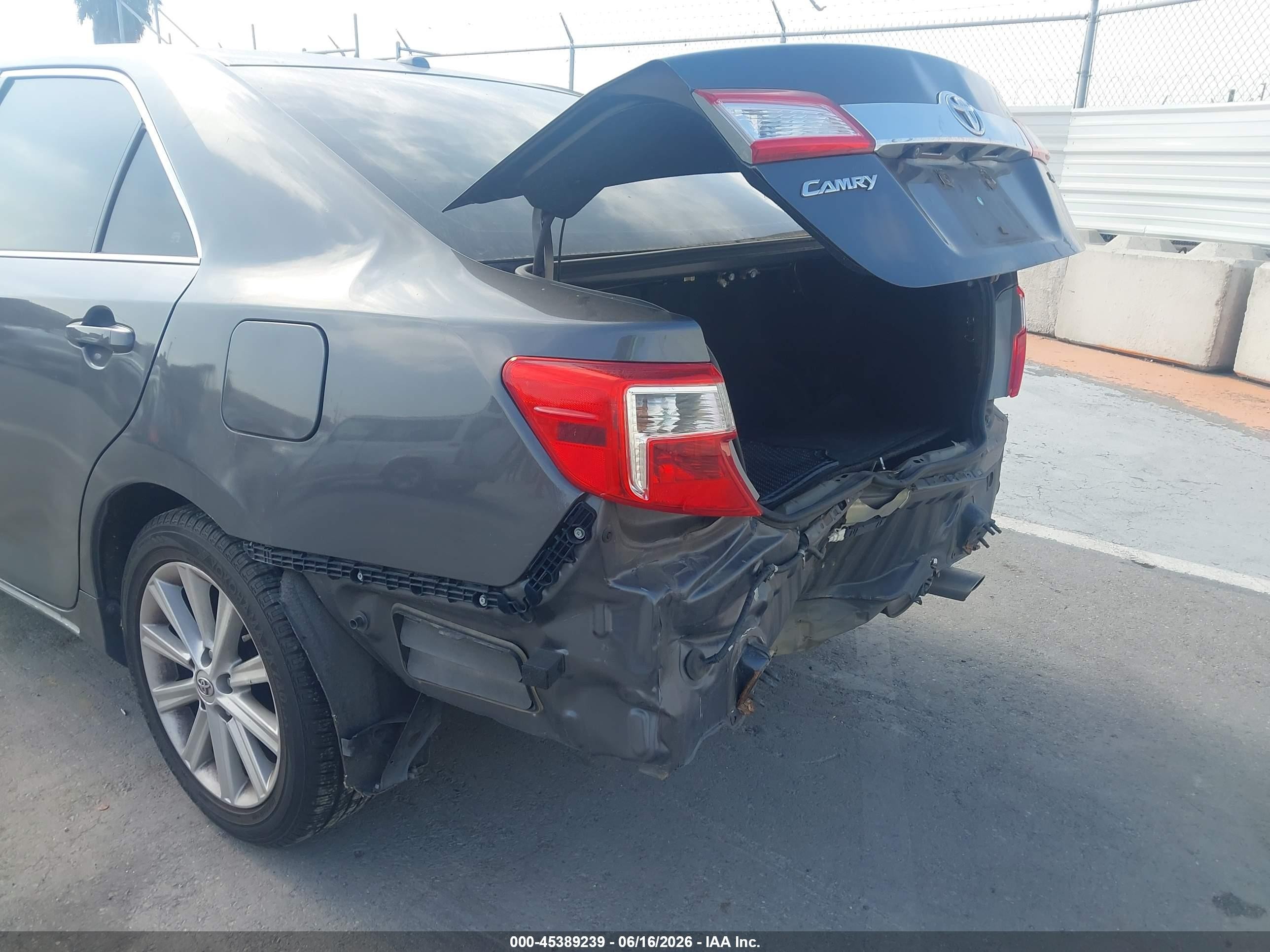 2013 Toyota Camry Xle Gray vin: 4T4BF1FK0DR336138