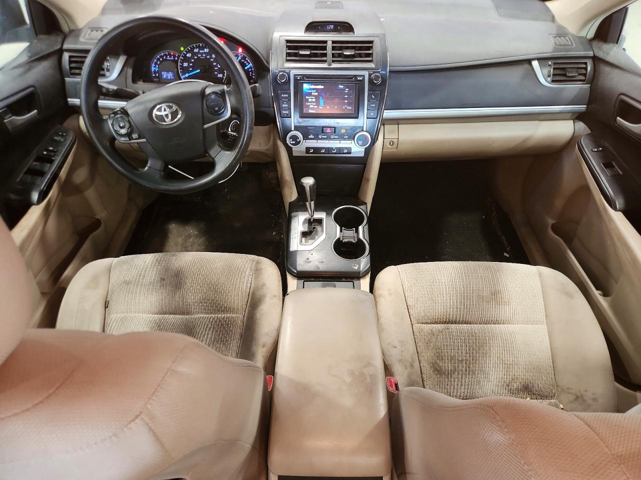 2014 Toyota Camry Le Red vin: 4T4BF1FK0ER343138