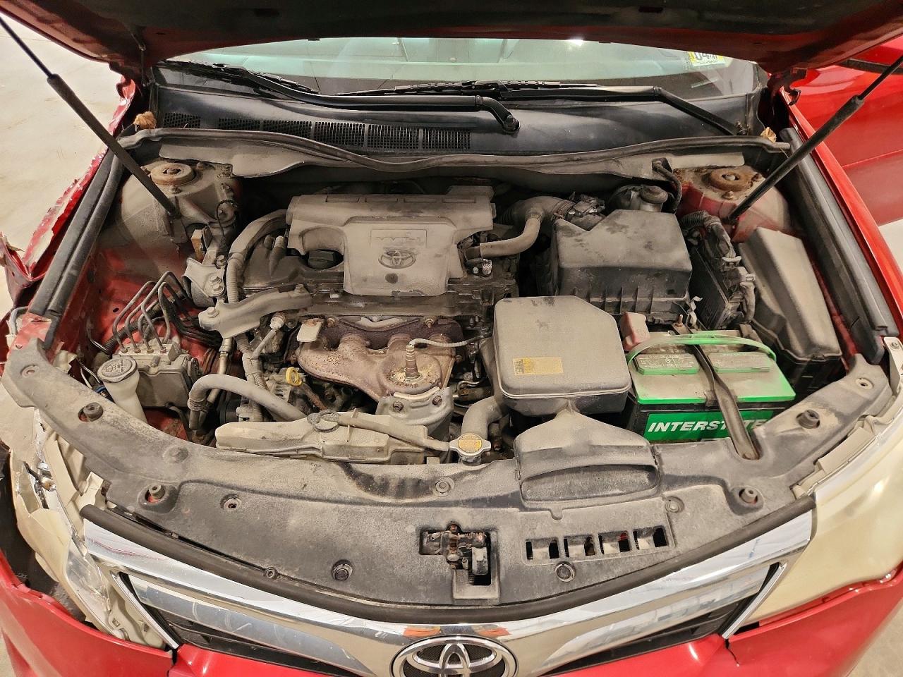 2014 Toyota Camry Le Red vin: 4T4BF1FK0ER343138