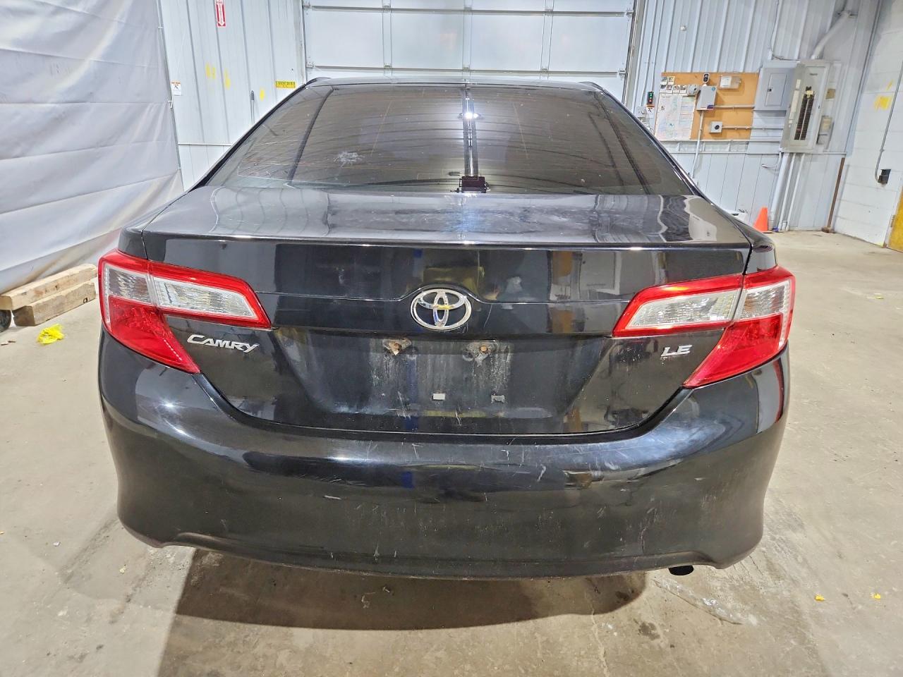 2014 Toyota Camry Le Black vin: 4T4BF1FK0ER354317