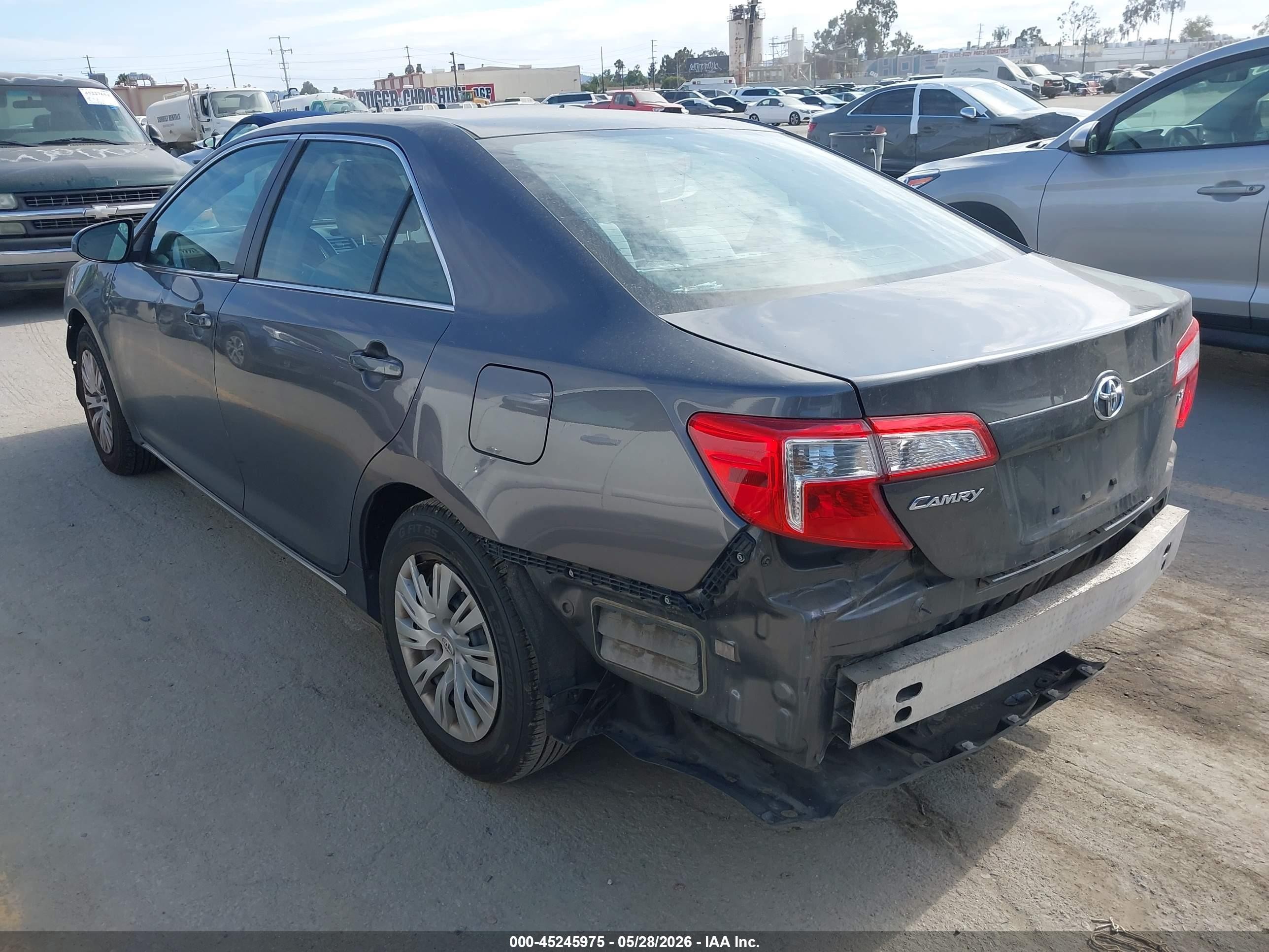 2014 Toyota Camry Le Gray vin: 4T4BF1FK0ER356813