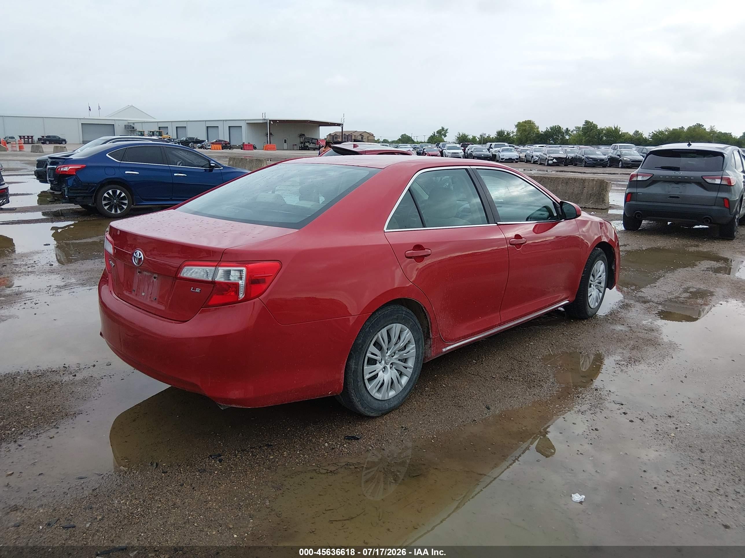 2014 Toyota Camry Le Red vin: 4T4BF1FK0ER364409