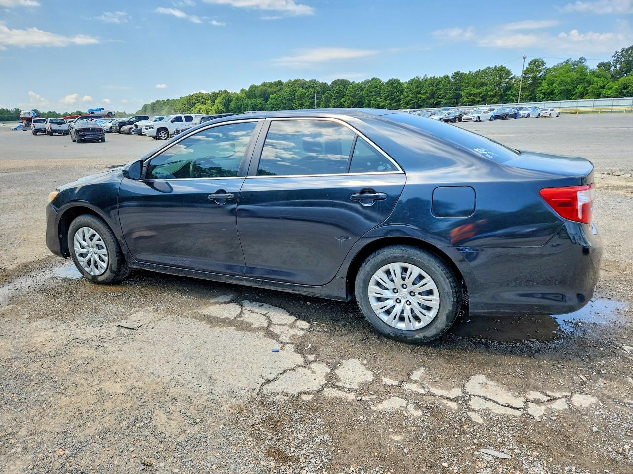 2014 Toyota Camry L Green vin: 4T4BF1FK0ER364829