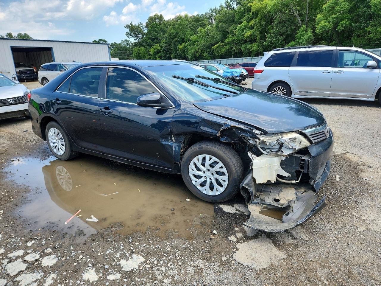 2014 Toyota Camry L Green vin: 4T4BF1FK0ER364829