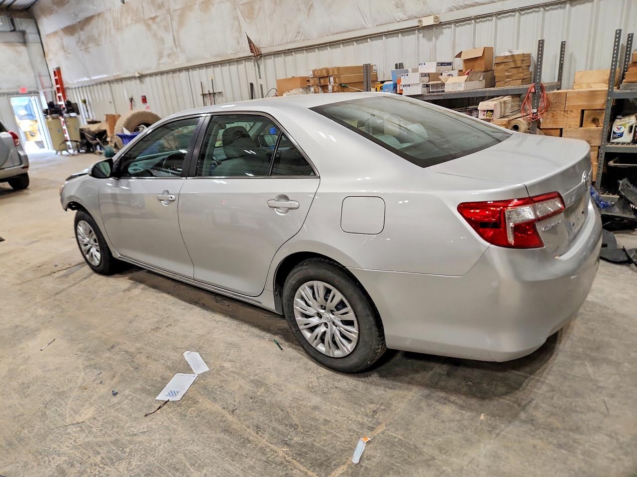 2014 Toyota Camry Le Silver vin: 4T4BF1FK0ER371442