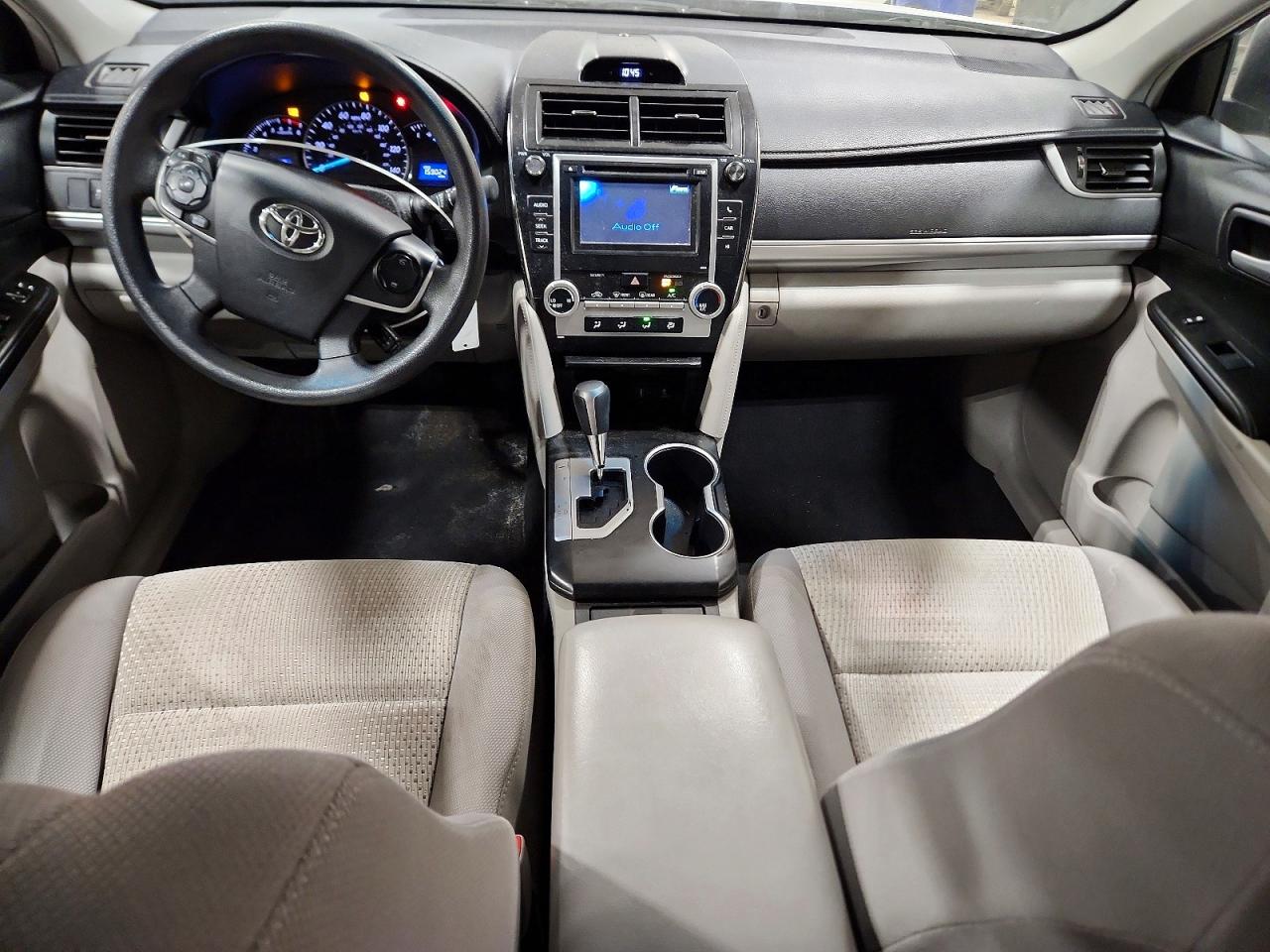 2014 Toyota Camry Le Silver vin: 4T4BF1FK0ER371442
