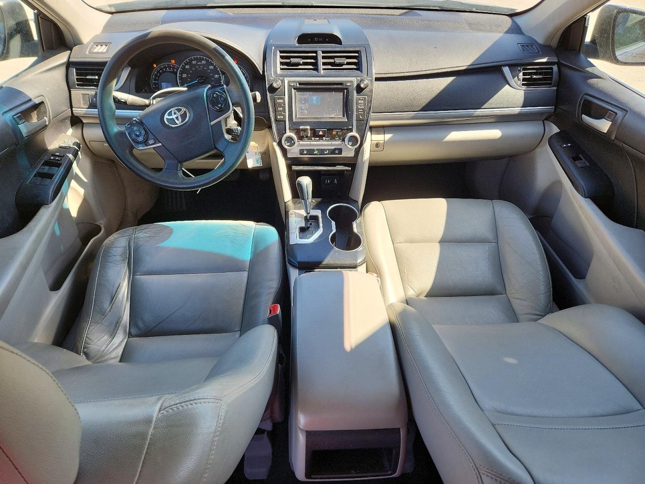 2014 Toyota Camry Le Gray vin: 4T4BF1FK0ER373434