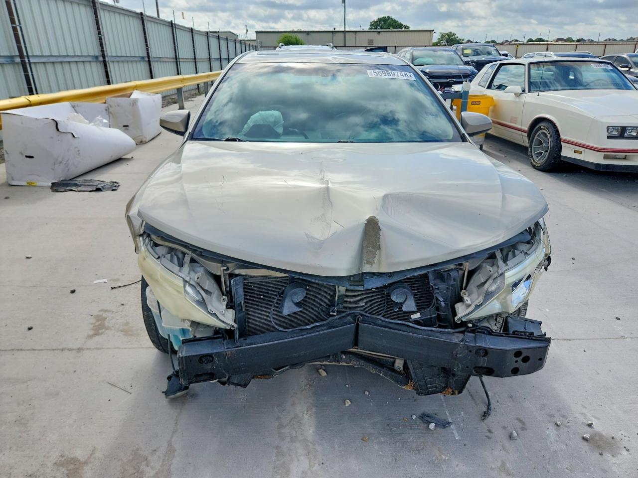2014 Toyota Camry Xle Золотой vin: 4T4BF1FK0ER374812