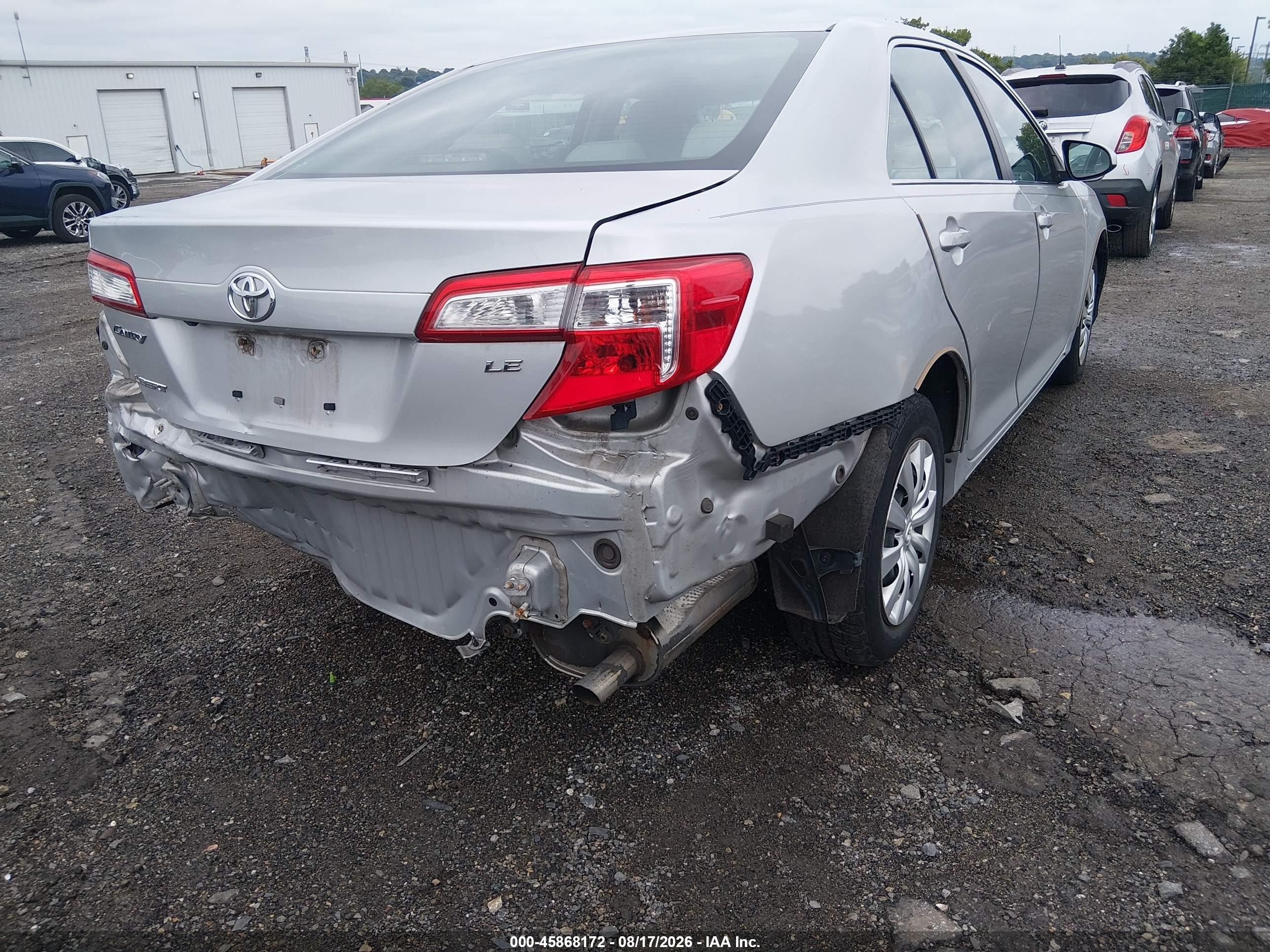 2014 Toyota Camry Le Silver vin: 4T4BF1FK0ER376821