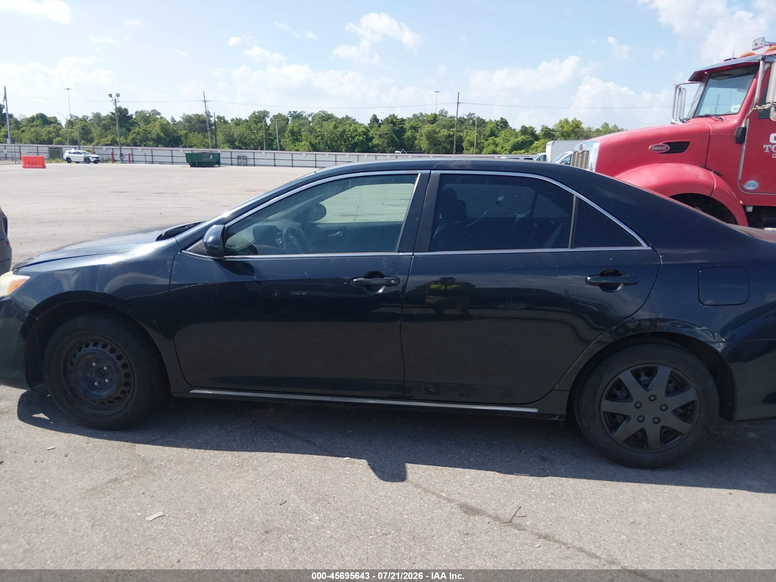2014 Toyota Camry Le Black vin: 4T4BF1FK0ER380447