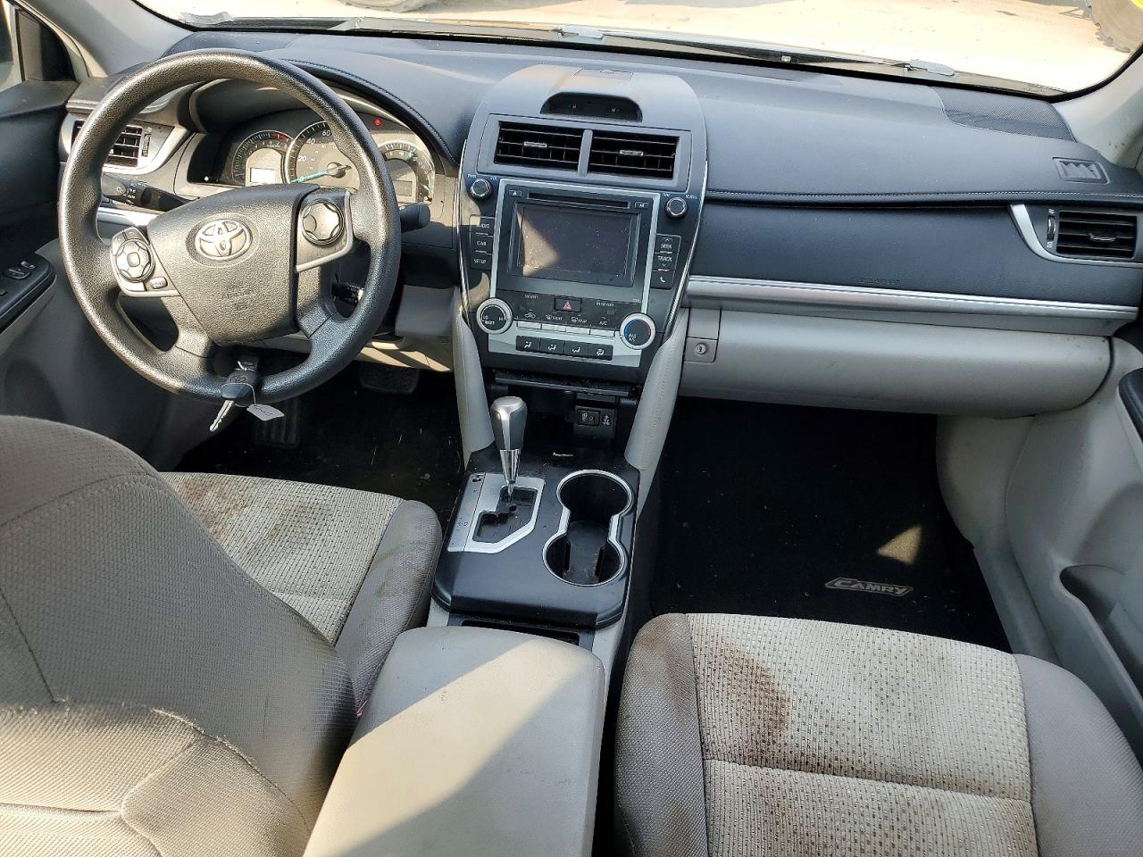 2014 Toyota Camry Le Gray vin: 4T4BF1FK0ER384076