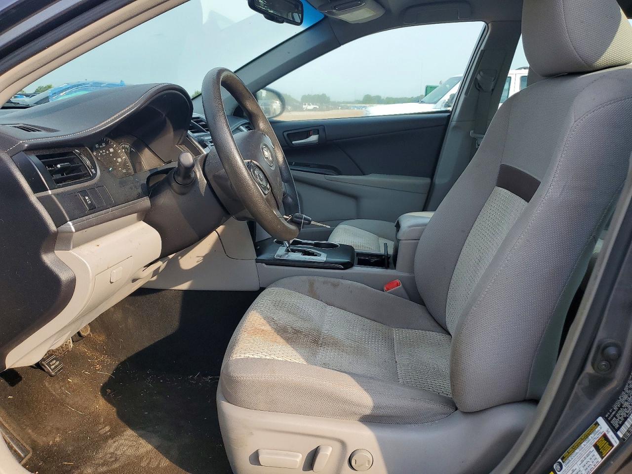 2014 Toyota Camry Le Gray vin: 4T4BF1FK0ER384076