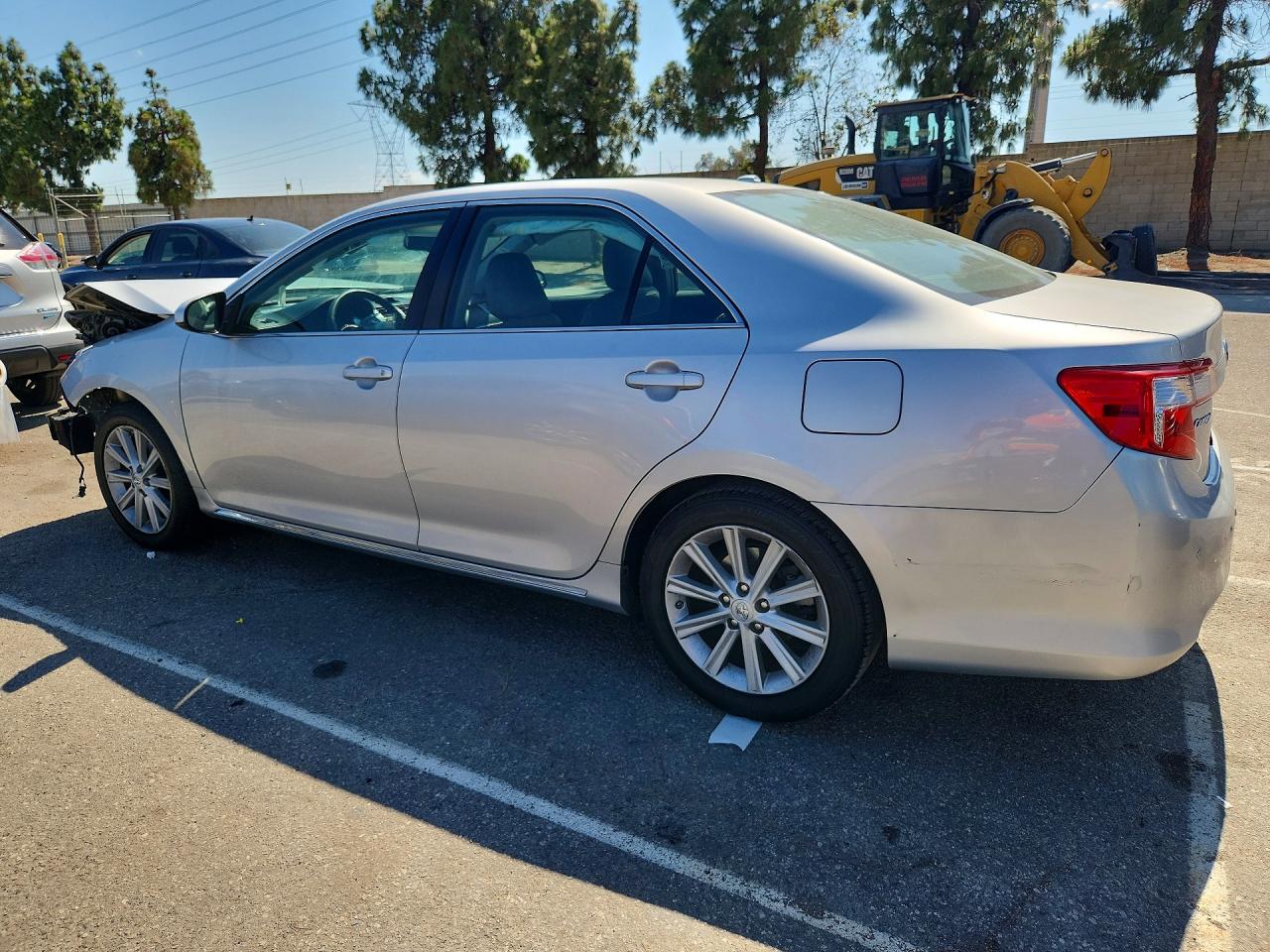 2014 Toyota Camry Xle Silver vin: 4T4BF1FK0ER391044