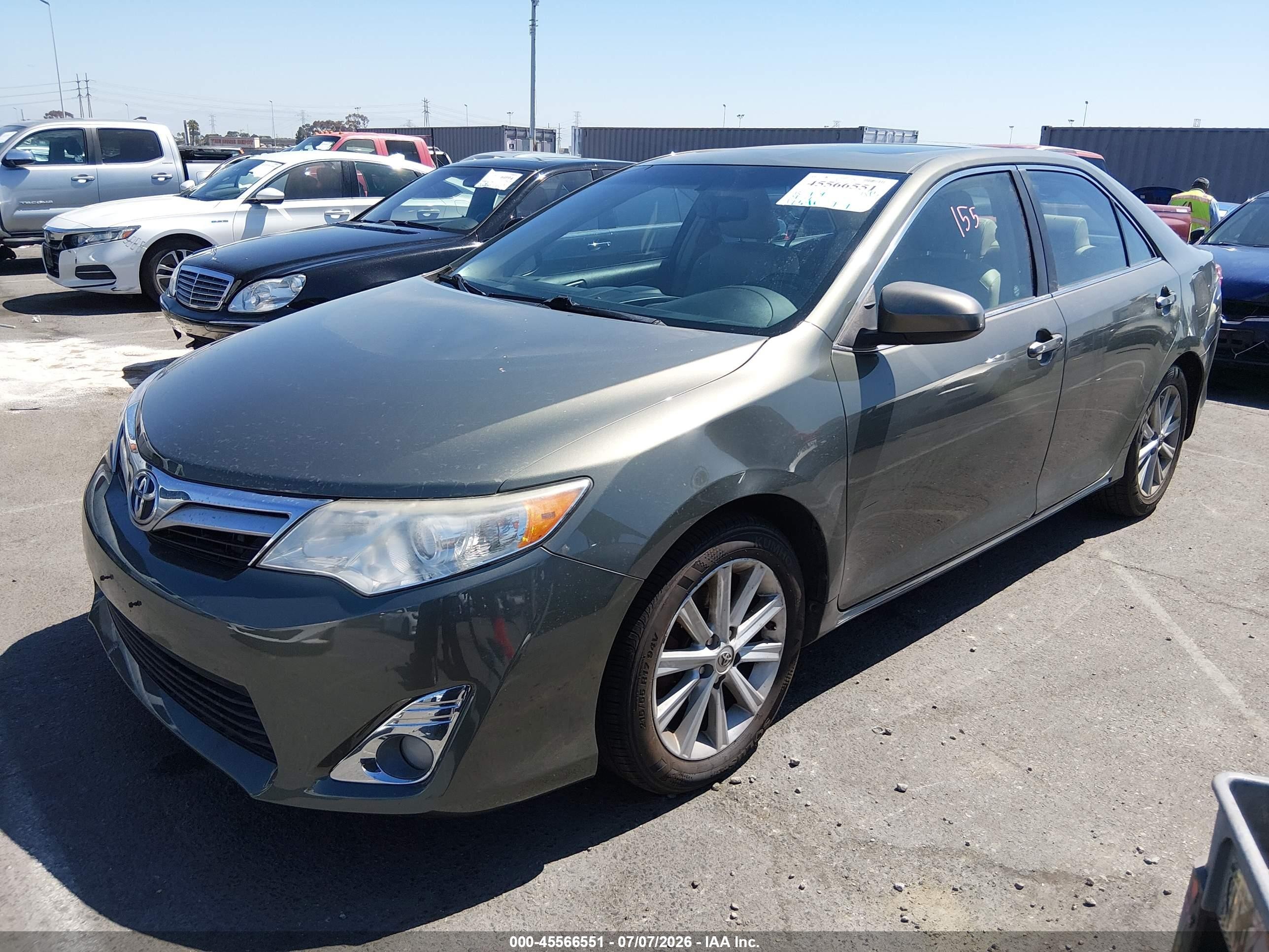 2014 Toyota Camry Xle Green vin: 4T4BF1FK0ER392131
