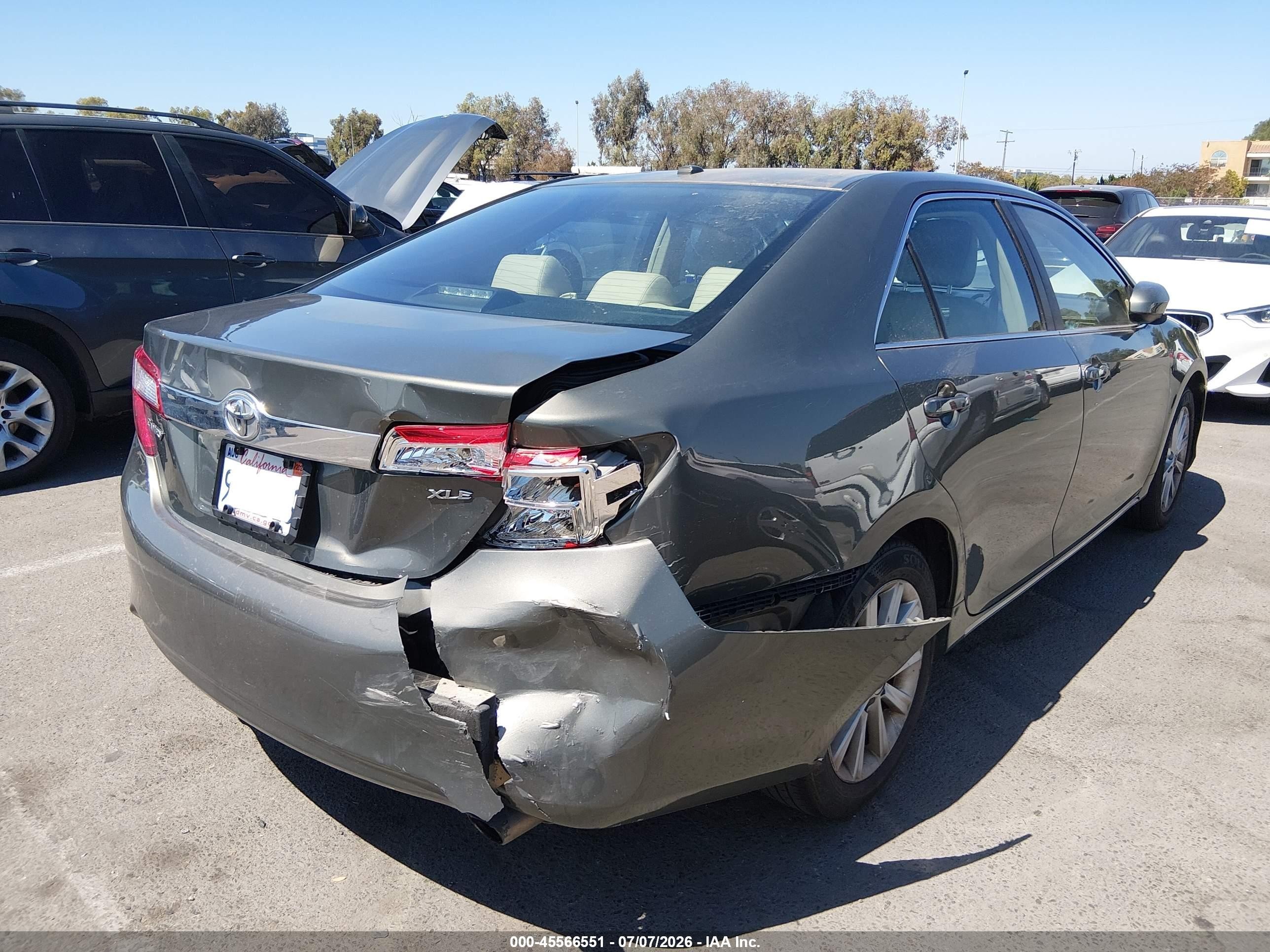 2014 Toyota Camry Xle Green vin: 4T4BF1FK0ER392131