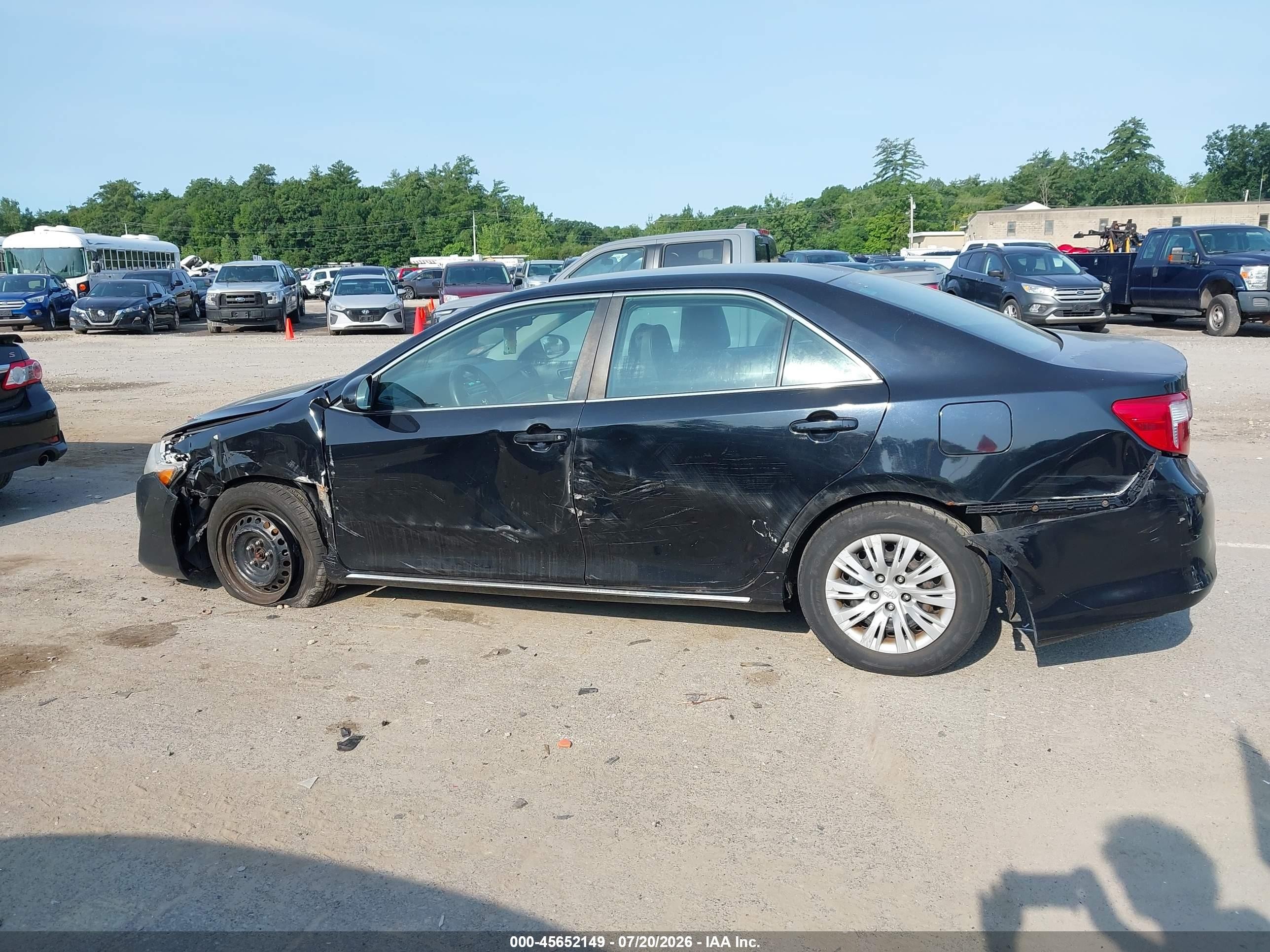 2014 Toyota Camry Le Black vin: 4T4BF1FK0ER407677
