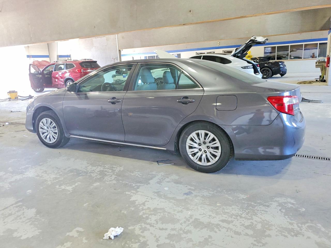 2014 Toyota Camry Le Gray vin: 4T4BF1FK0ER410868