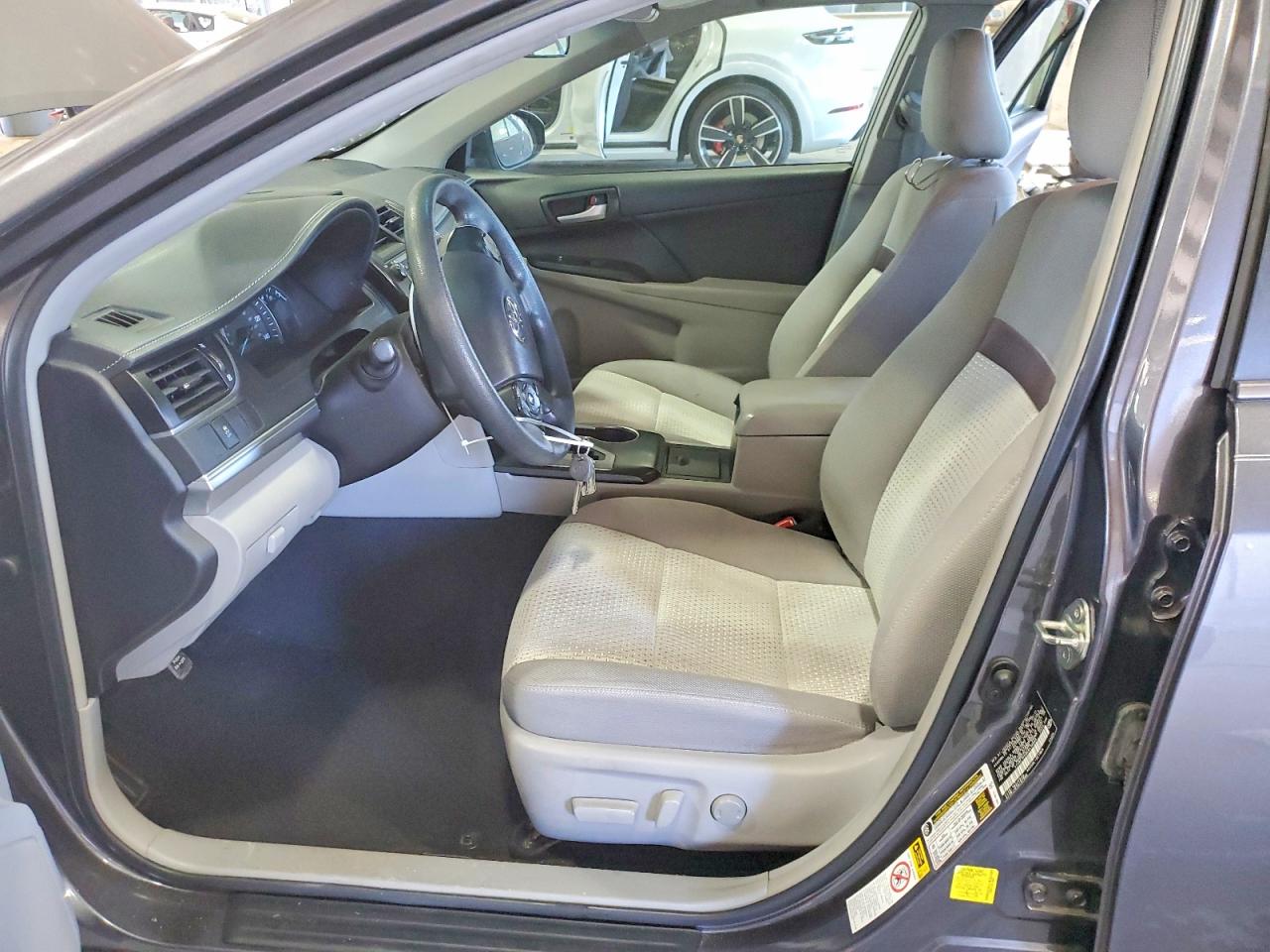 2014 Toyota Camry Le Gray vin: 4T4BF1FK0ER410868