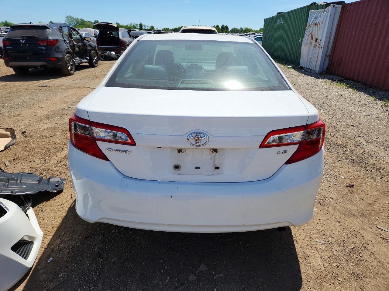 2014 Toyota Camry Le White vin: 4T4BF1FK0ER420087
