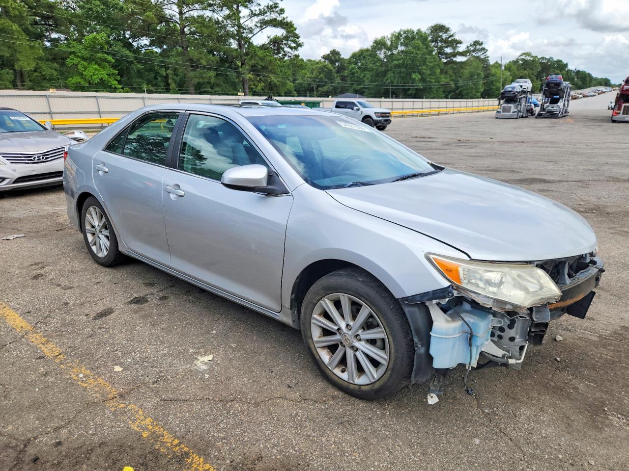 2014 Toyota Camry Xle Silver vin: 4T4BF1FK0ER422891