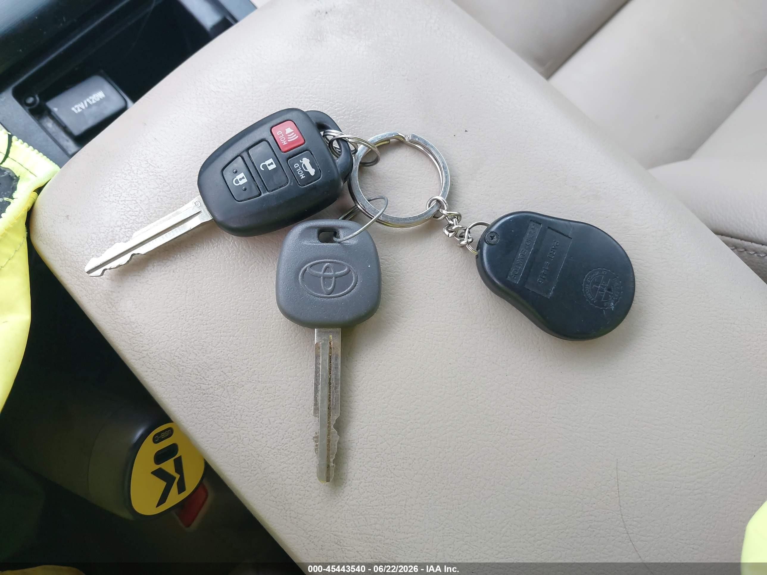 2014 Toyota Camry Le Gray vin: 4T4BF1FK0ER426200