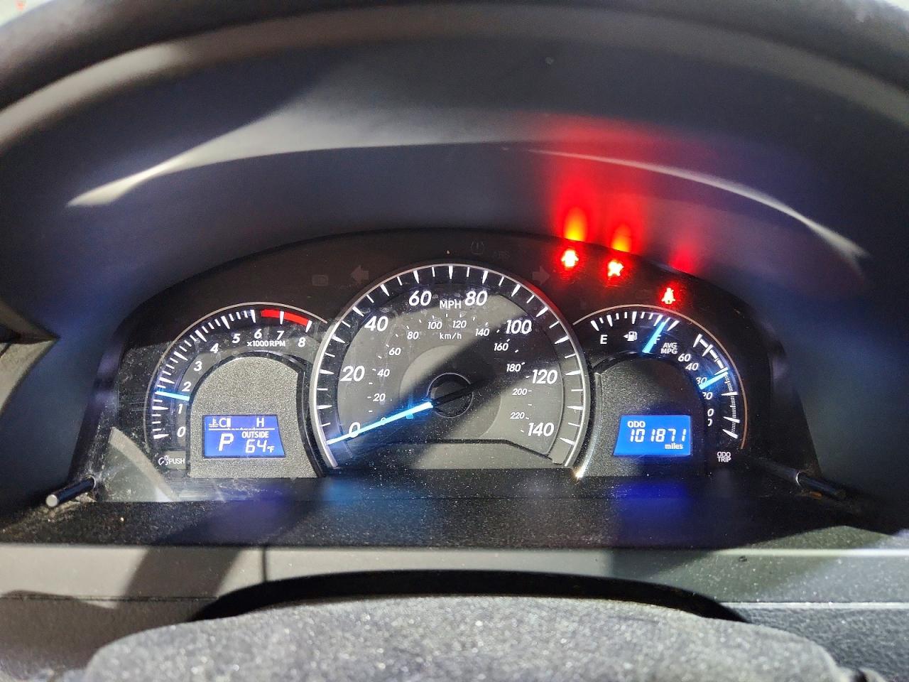 2014 Toyota Camry Le Silver vin: 4T4BF1FK0ER429419