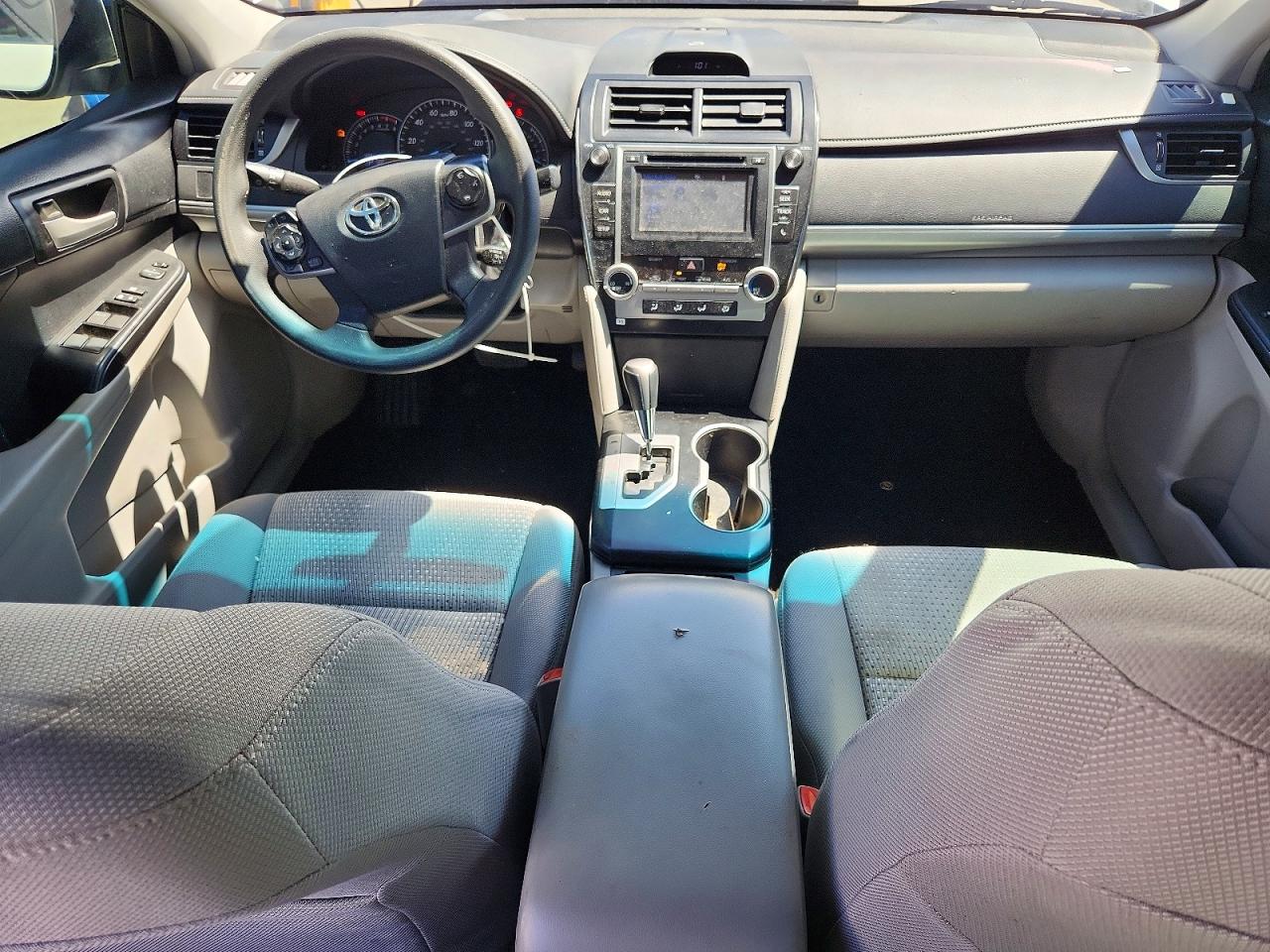 2014 Toyota Camry Le White vin: 4T4BF1FK0ER434541