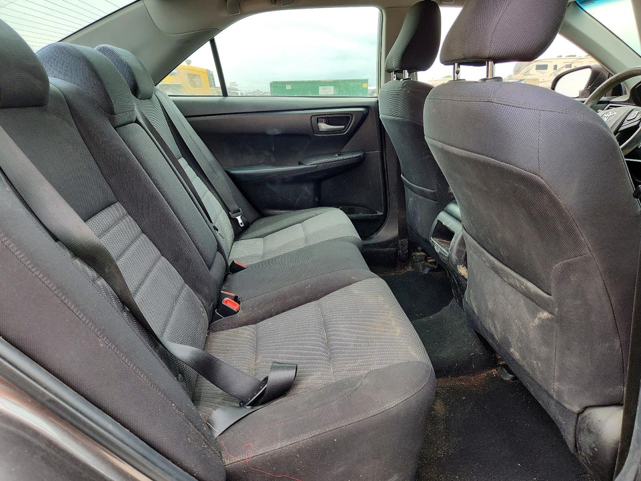 2015 Toyota Camry Le Gray vin: 4T4BF1FK0FR444942