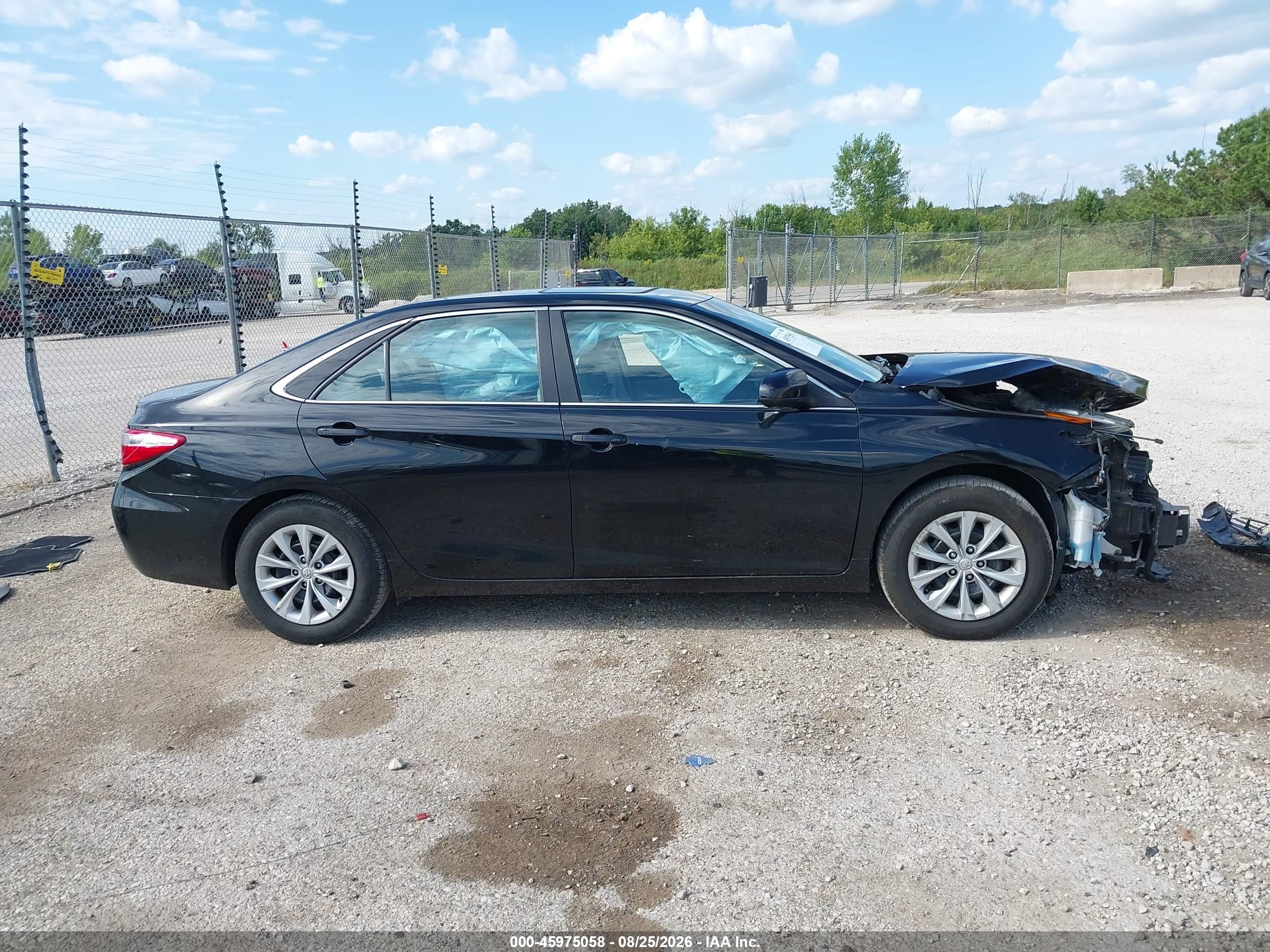2015 Toyota Camry Le Black vin: 4T4BF1FK0FR456296
